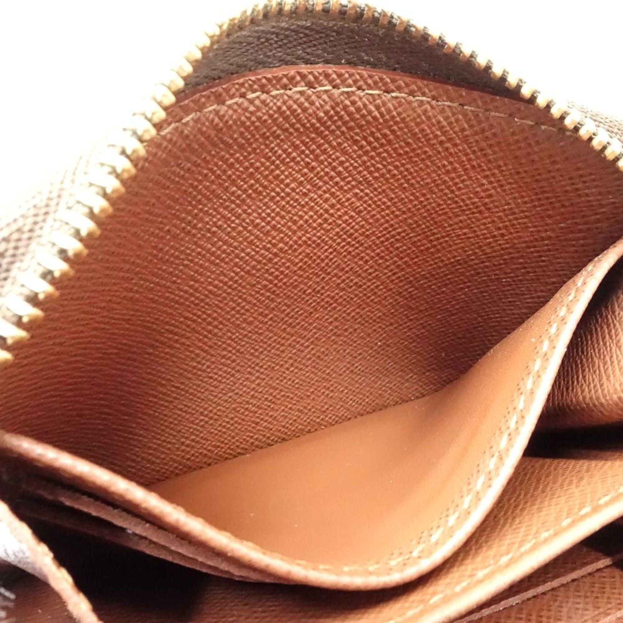 Louis Vuitton Brown Monogram Coin Purse/Coin Case (Pre-Owned)