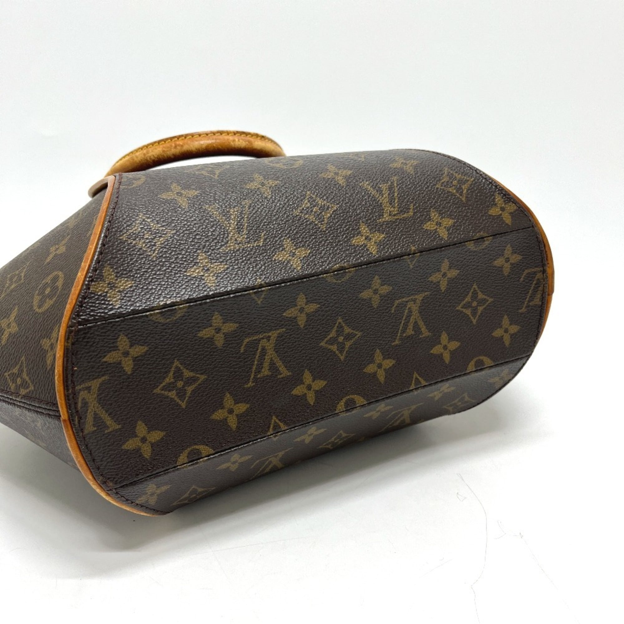Louis Vuitton Brown Monogram Canvas Handbag (Pre-Owned)