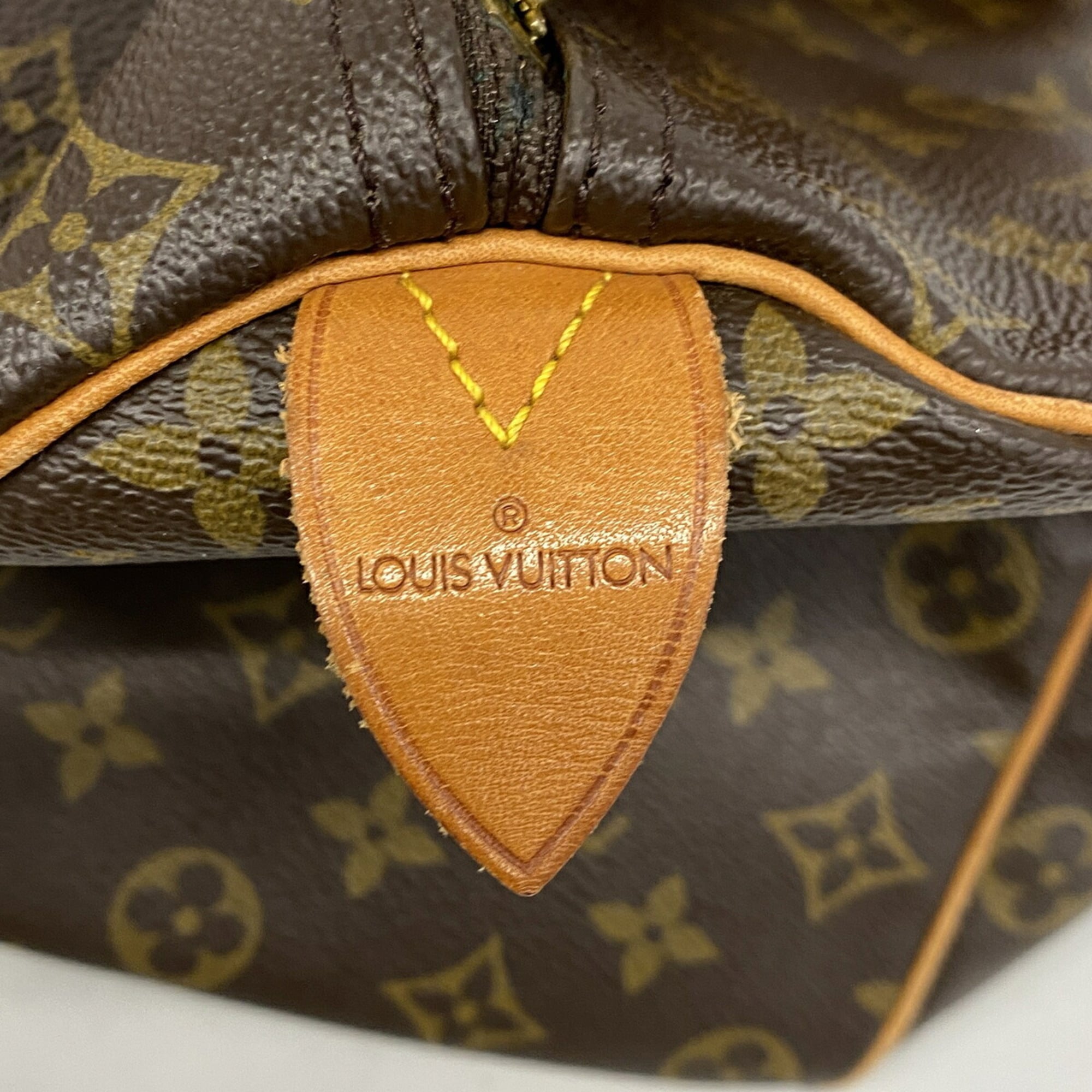Louis Vuitton Brown Handbag (Pre-Owned)