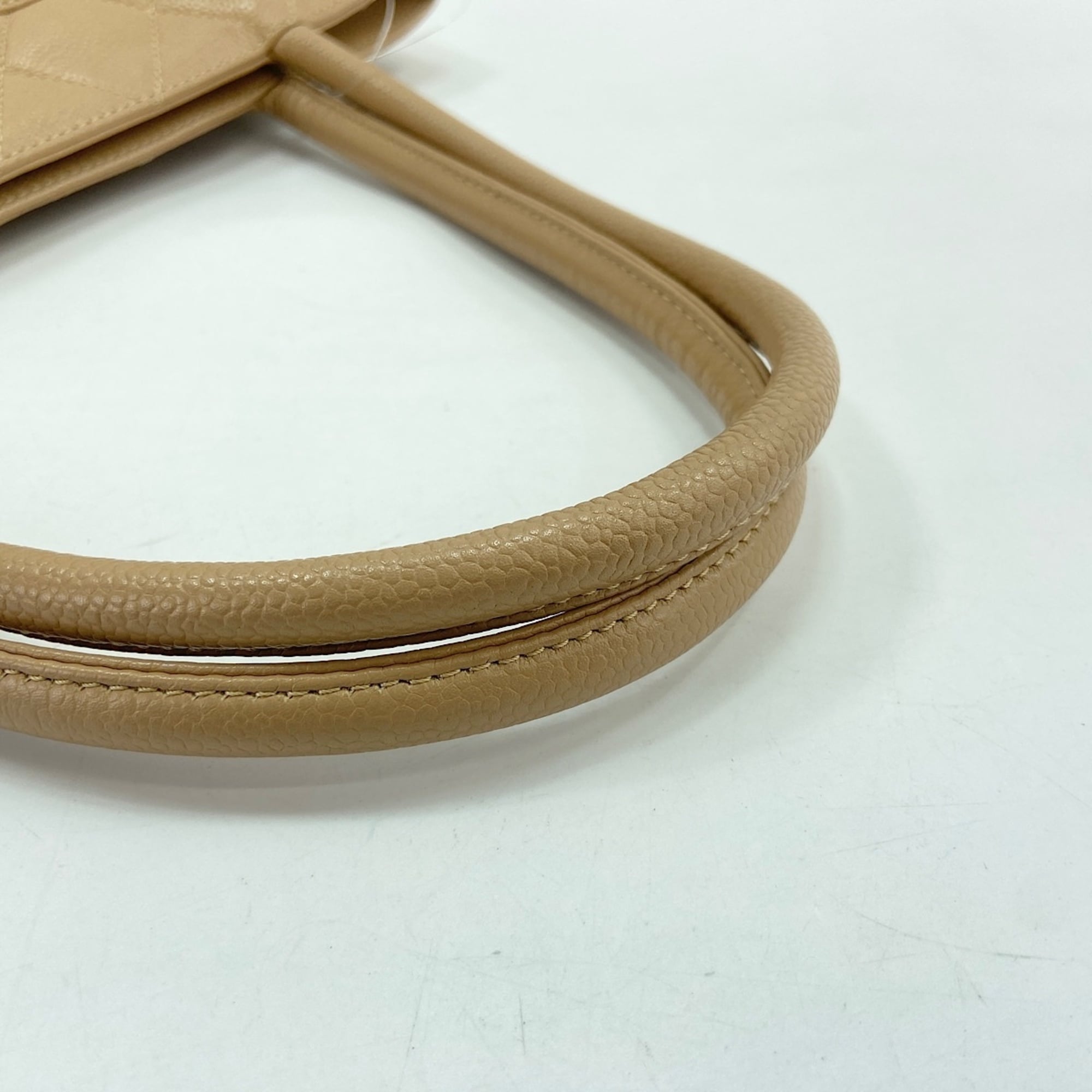Chanel Beige Tote Bag (Pre-Owned)
