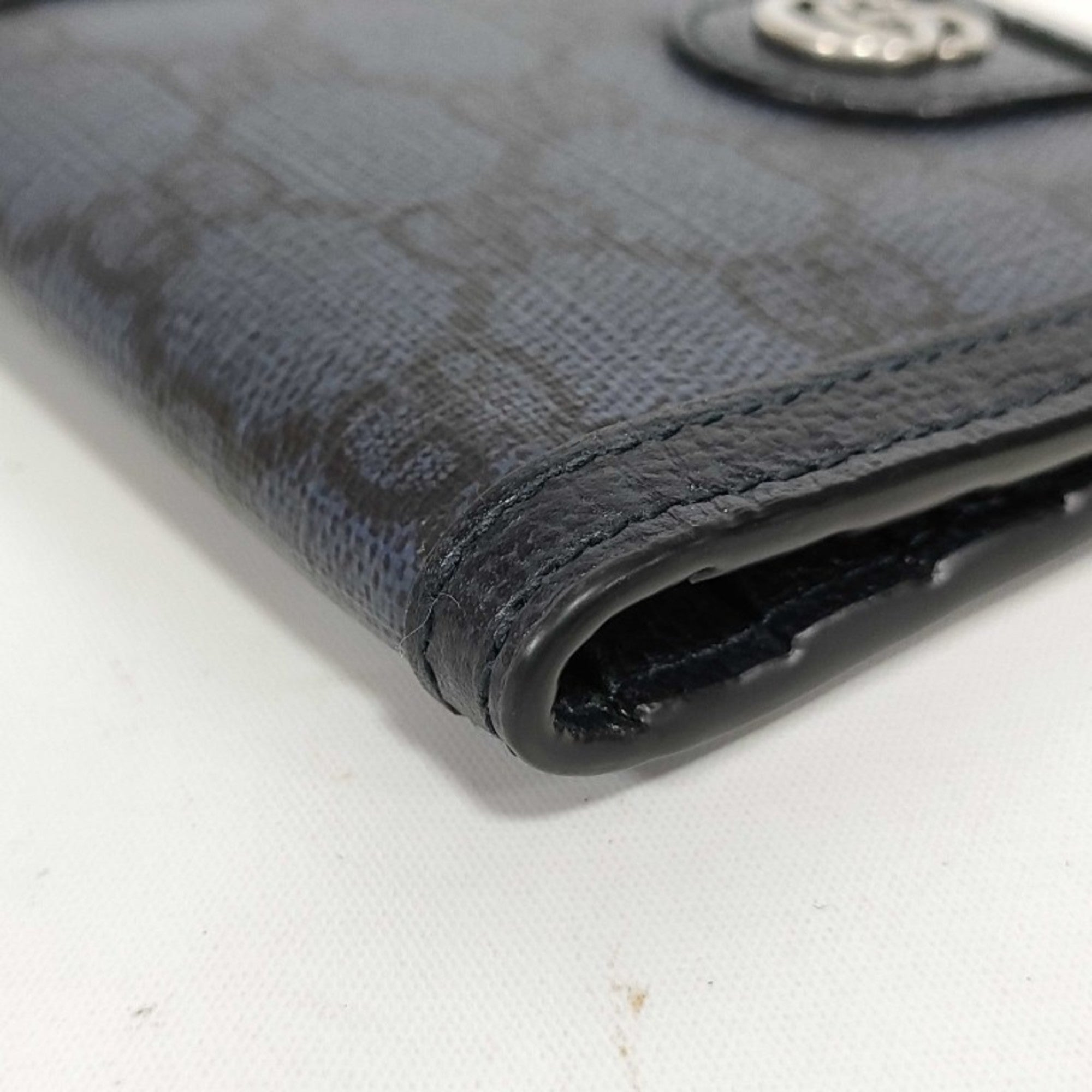 Gucci Gg Supreme Black Pvc Leather Wallet (Bi-Fold) (Pre-Owned)