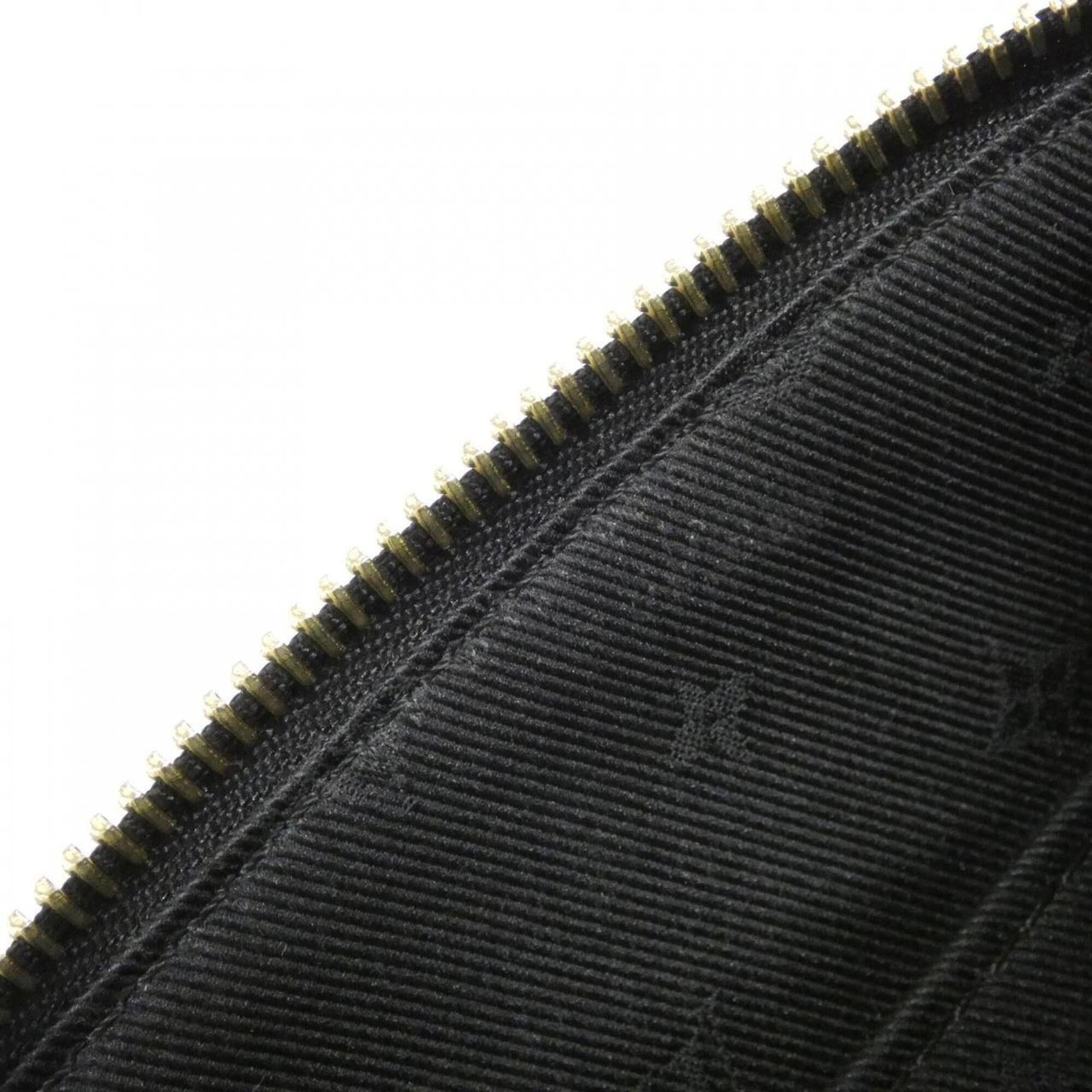 Louis Vuitton Black Leather Shoulder Bag (Pre-Owned)