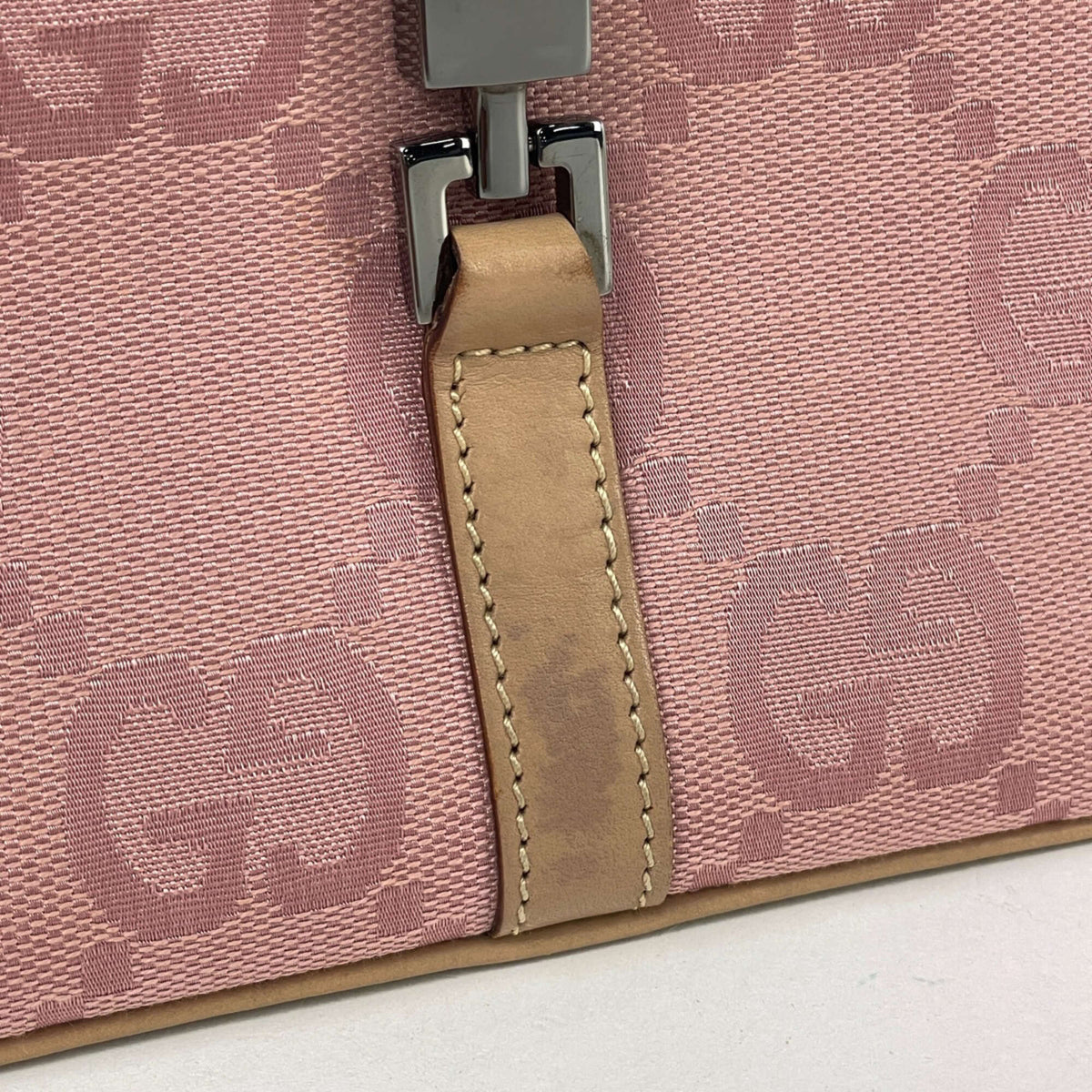 Gucci Jackie Pink Canvas Leather Handbag (Pre-Owned)