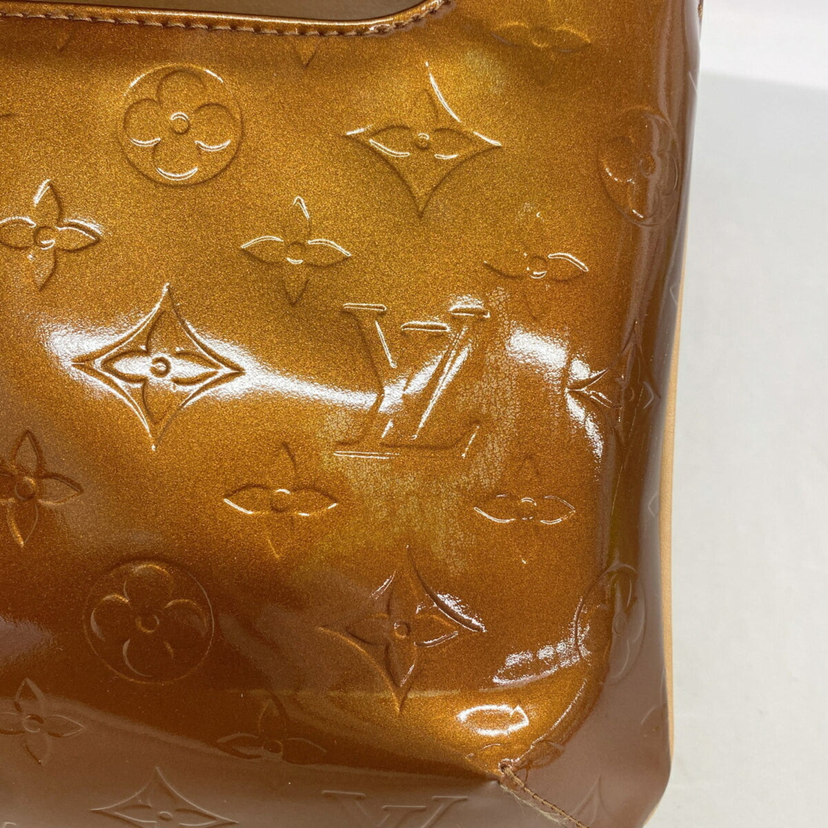 Louis Vuitton Bronze Shoulder Bag (Pre-Owned)