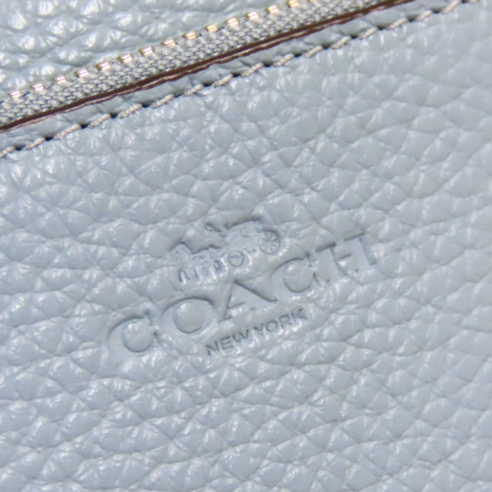 Coach Blue Leather Chain/Shoulder Wallet (Pre-Owned)