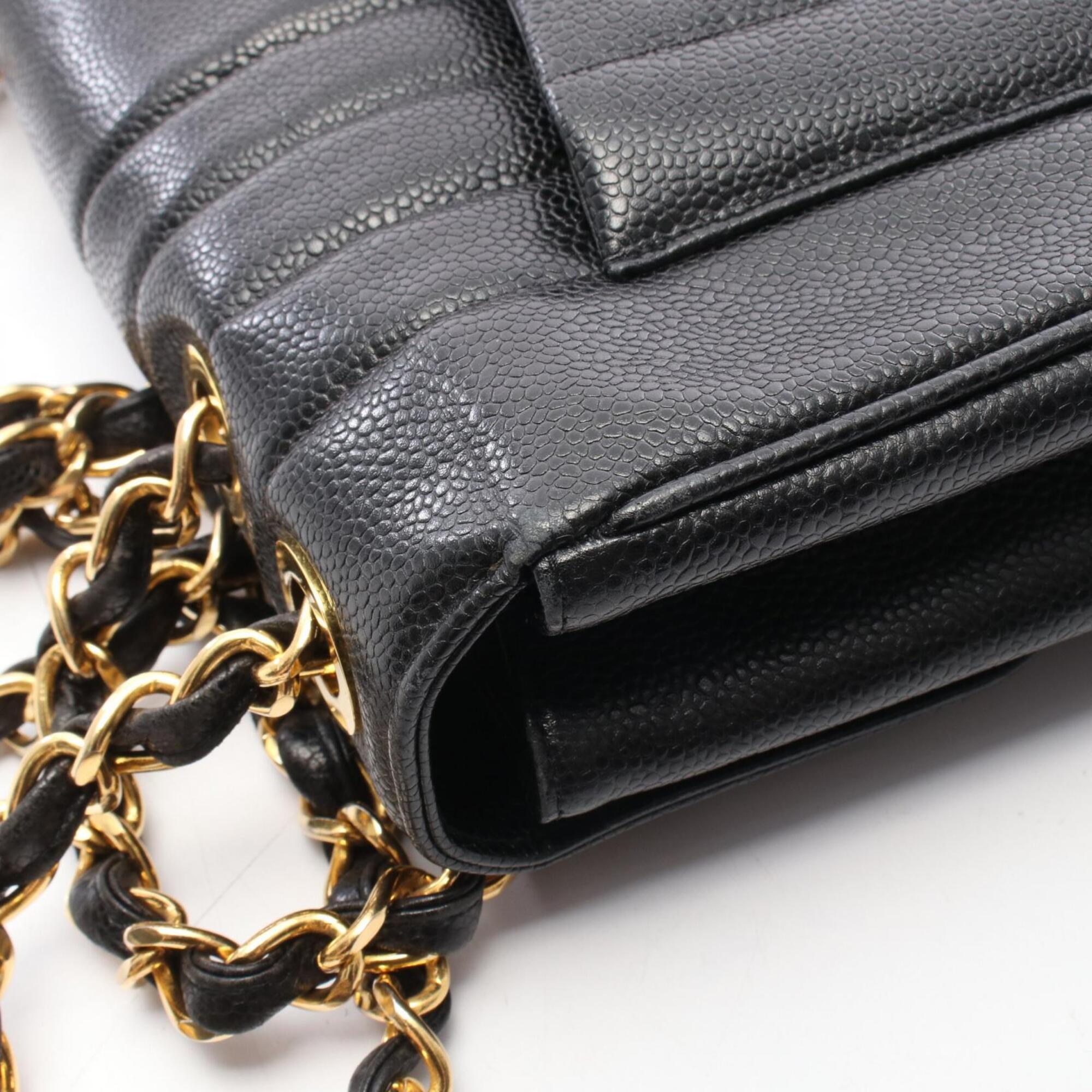Chanel Black Grained Calfskin Handbag Shoulder Bag (Pre-Owned)