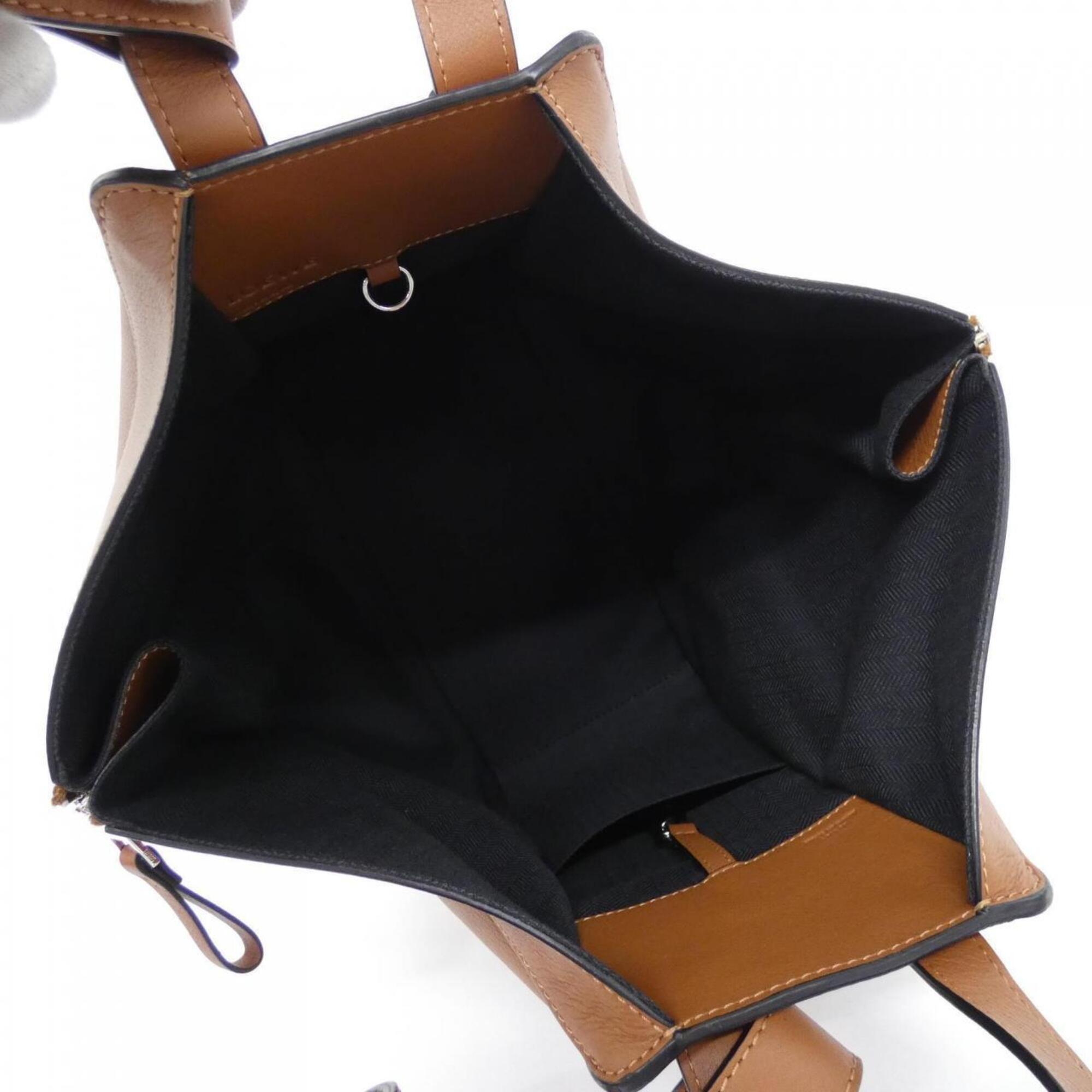 Loewe Brown Leather Shoulder Bag (Pre-Owned)