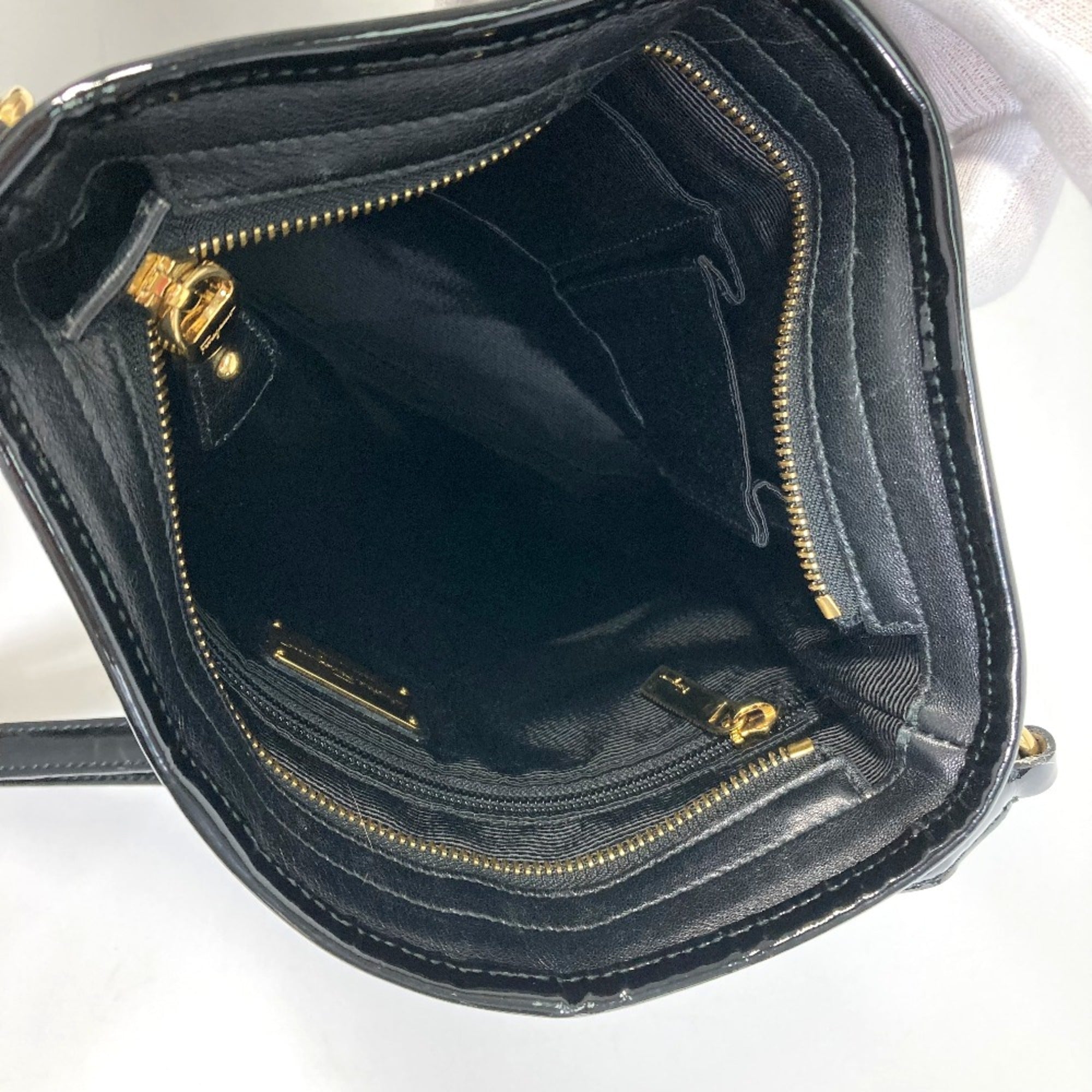 Salvatore Ferragamo Black Other Shoulder Bag (Pre-Owned)