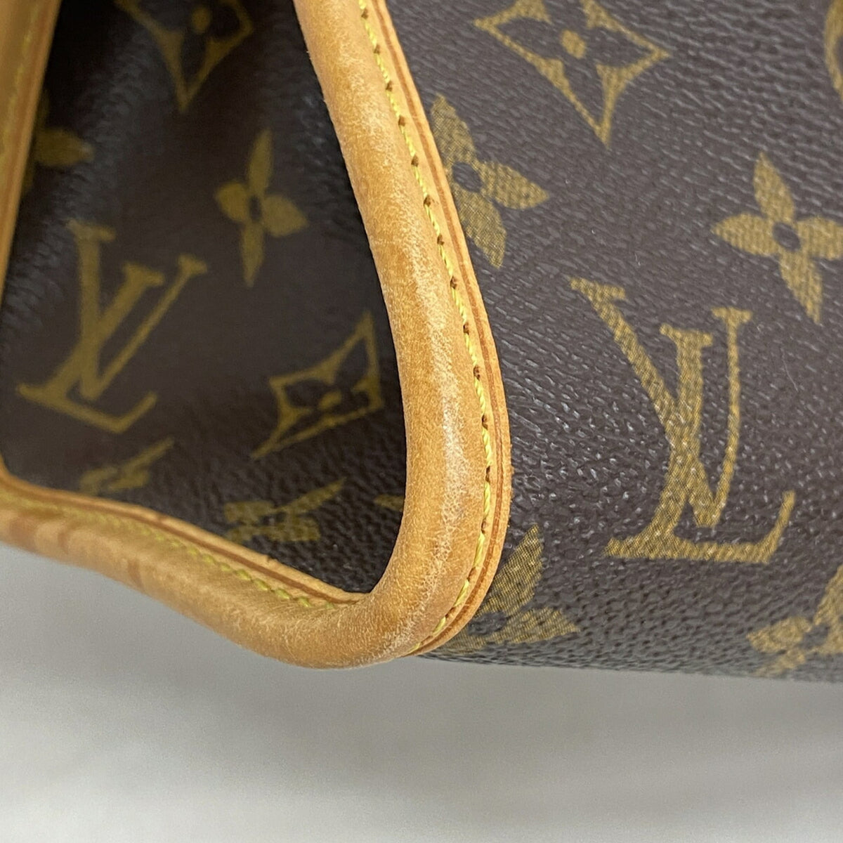 Louis Vuitton Brown Handbag (Pre-Owned)