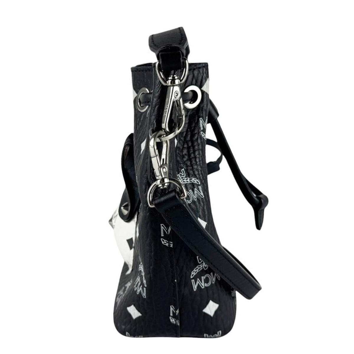 Mcm Black White Leather Handbag (Pre-Owned)