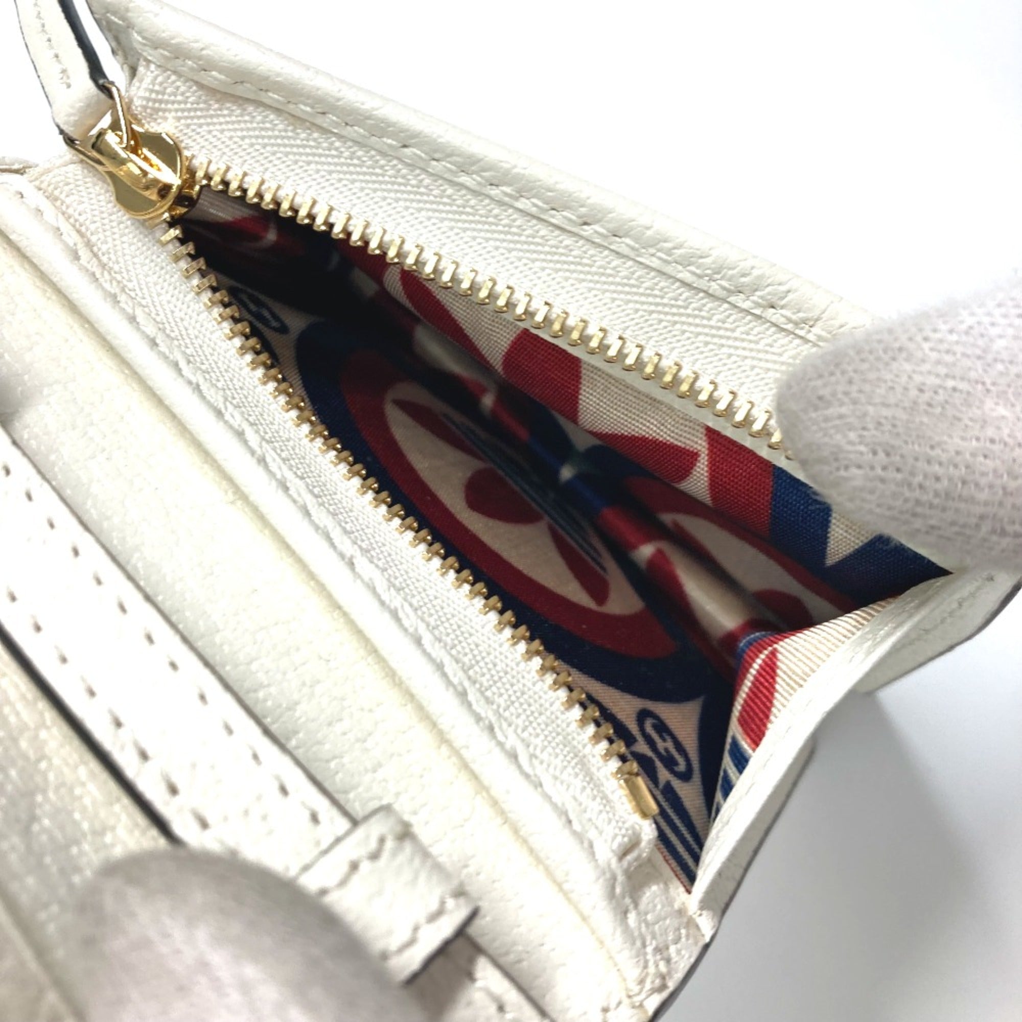 Gucci White Leather Wallet (Bi-Fold) (Pre-Owned)