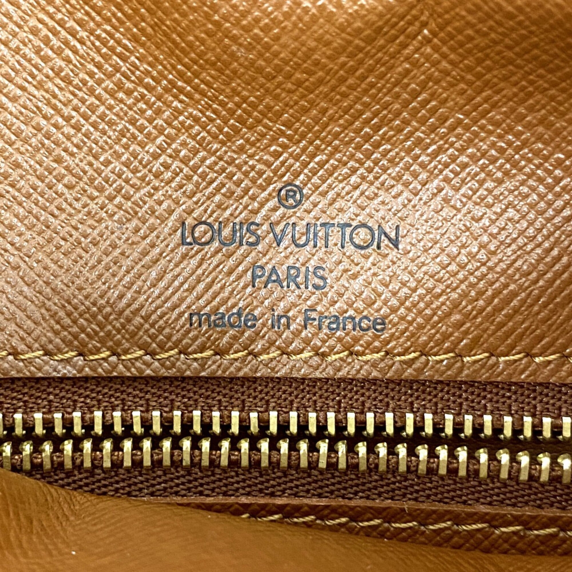 Louis Vuitton Brown Shoulder Bag (Pre-Owned)