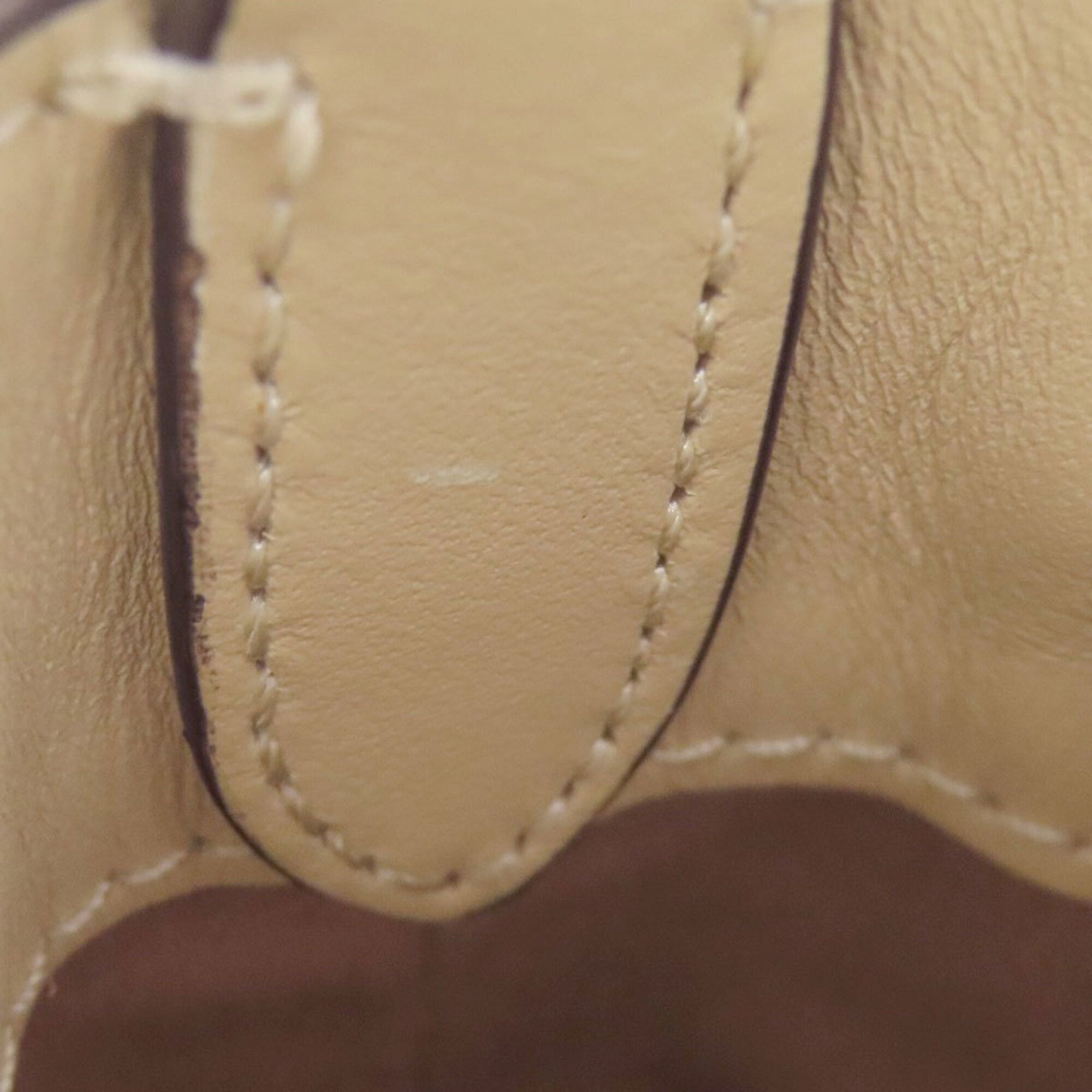 Coach Beige Canvas Handbag (Pre-Owned)