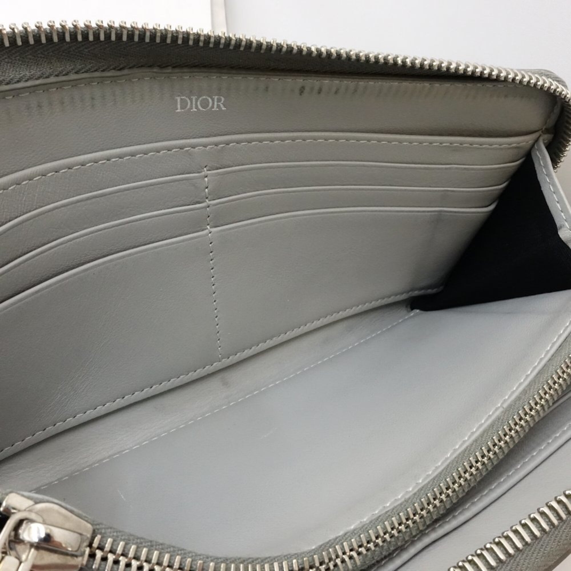 Christian Dior Gray Canvas Long Wallet (Bi-Fold) (Pre-Owned)