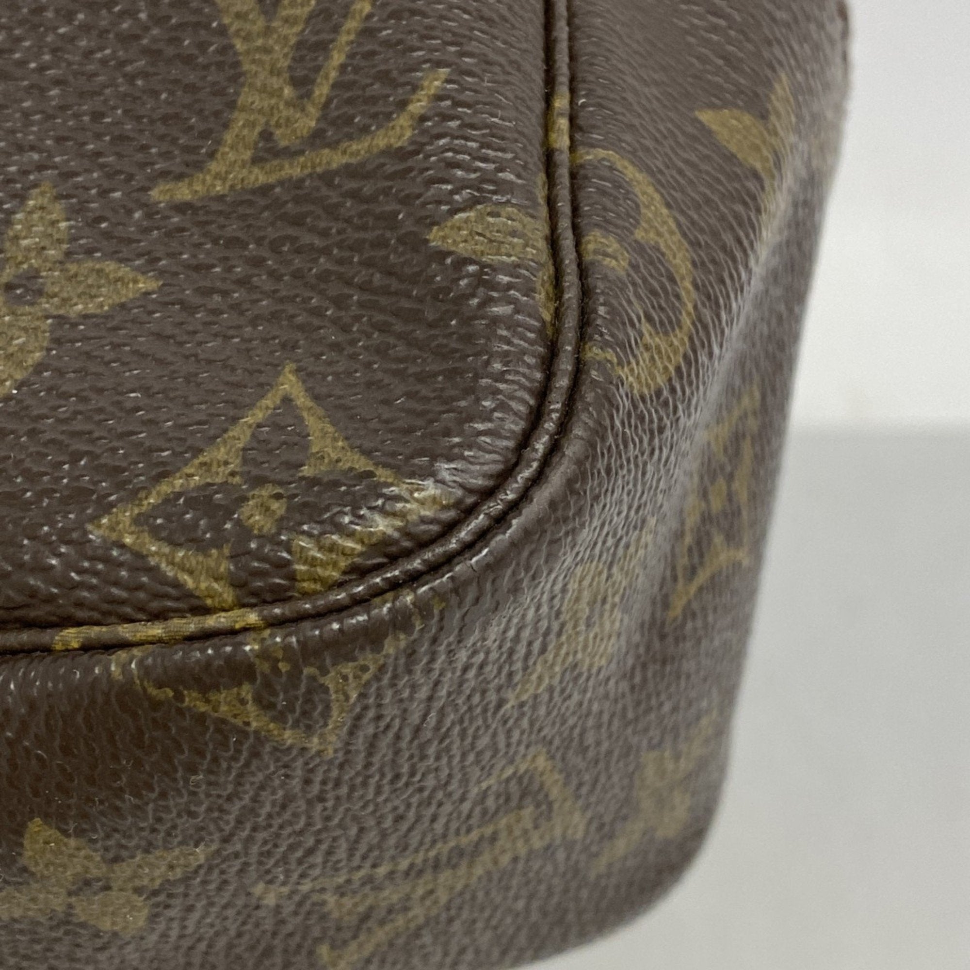 Louis Vuitton Brown Pouch (Pre-Owned)