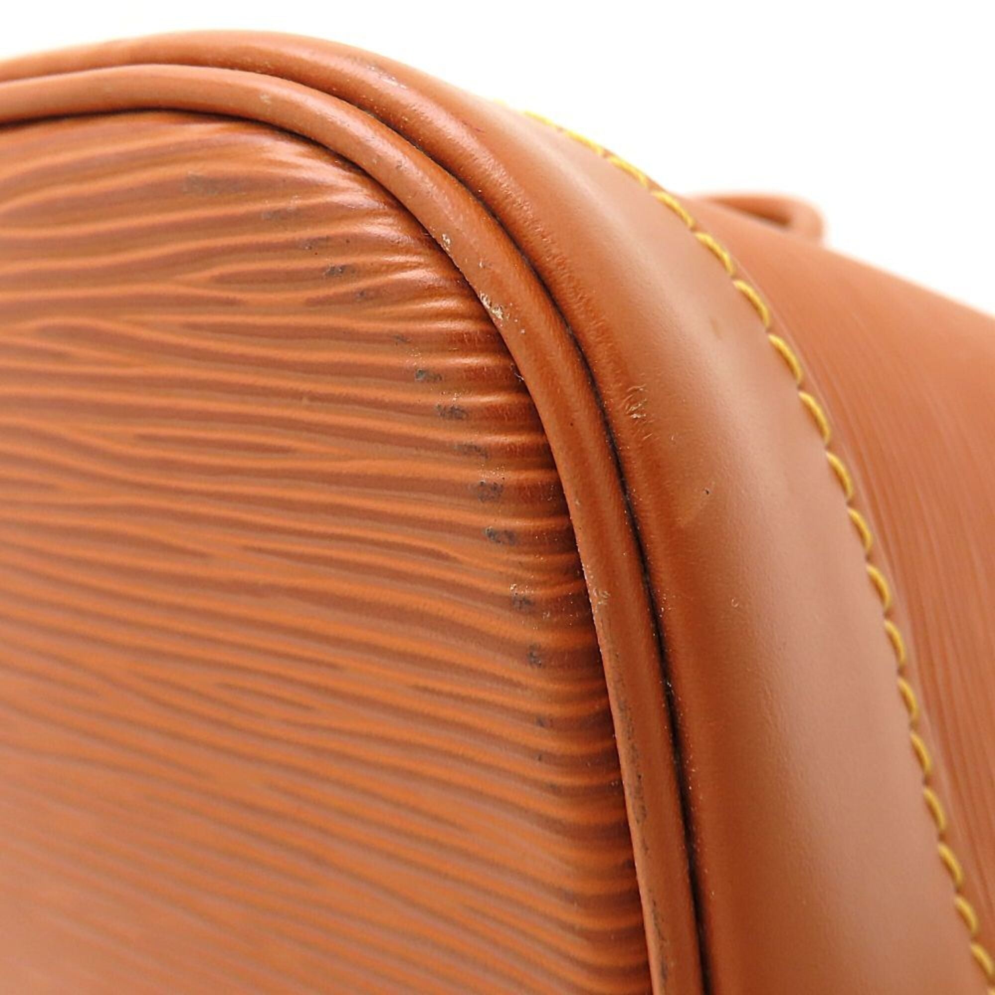 Louis Vuitton Gold Cipango Handbag (Pre-Owned)