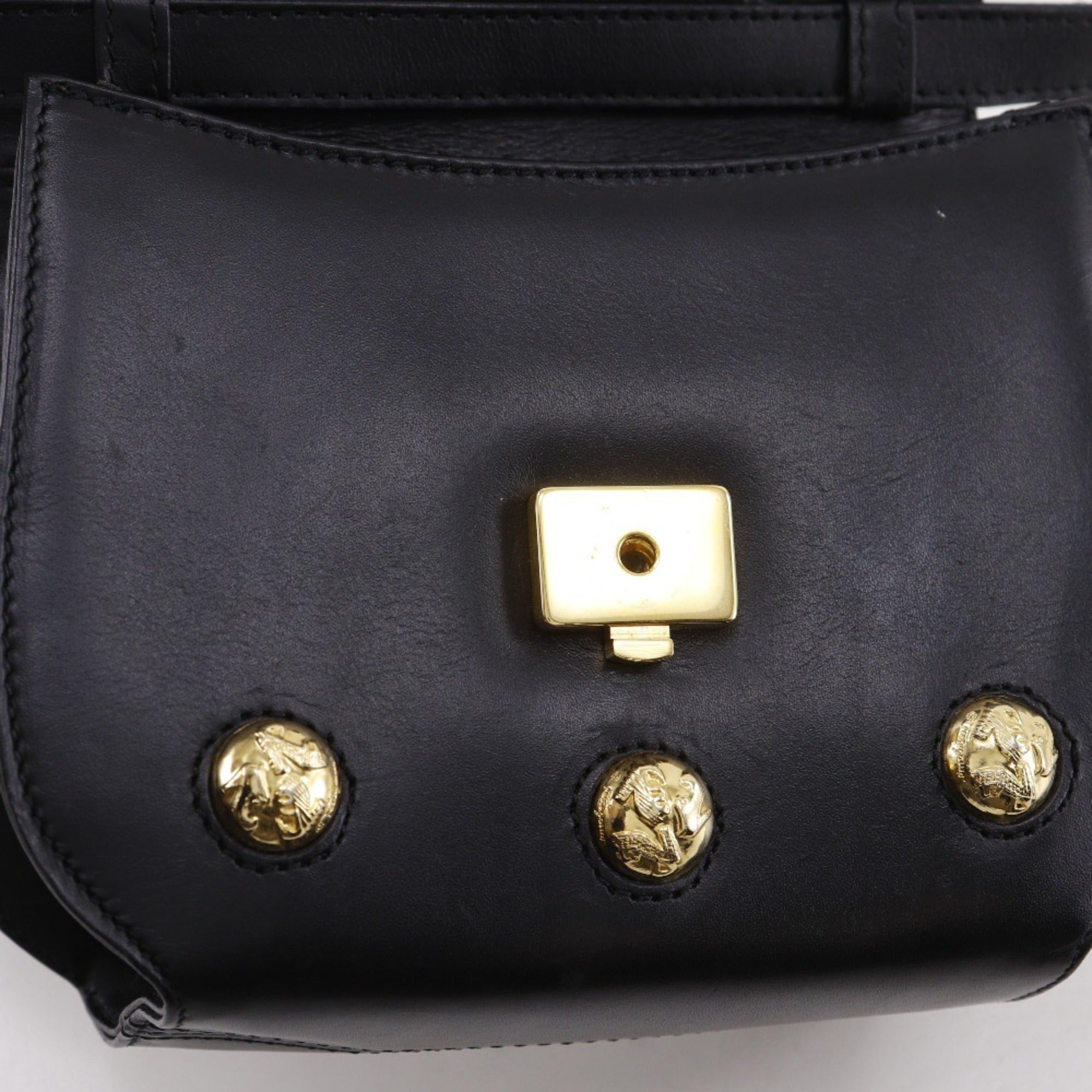 Salvatore Ferragamo Black Leather Pochette Shoulder Bag (Pre-Owned)