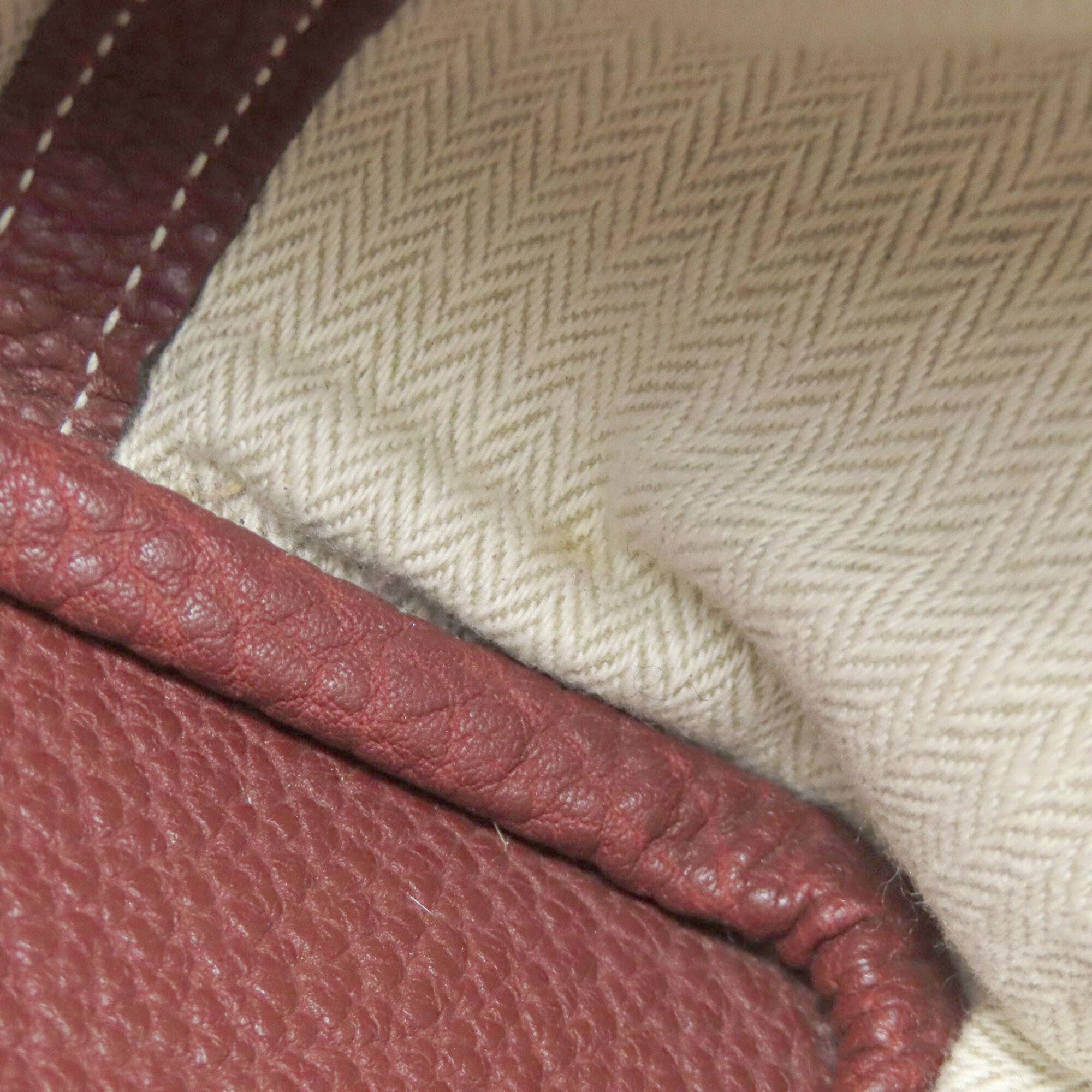 Hermes Red Color Negonda Leather Handbag (Pre-Owned)