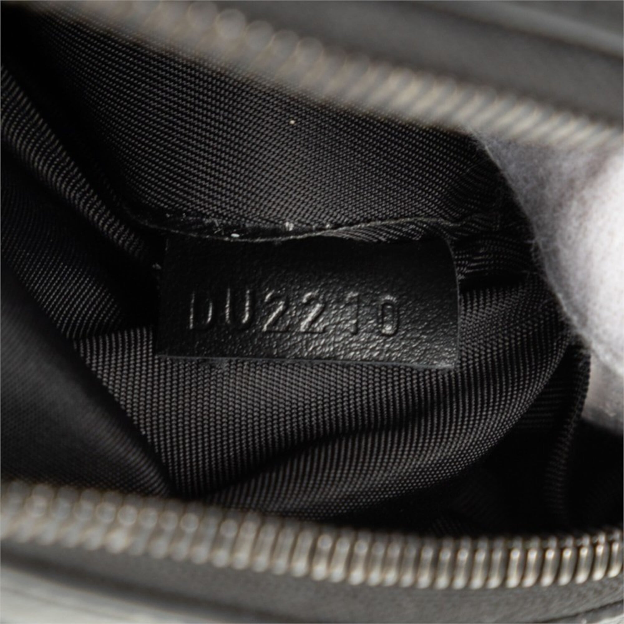 Louis Vuitton Black Khaki Nylon Leather Shoulder Bag (Pre-Owned)