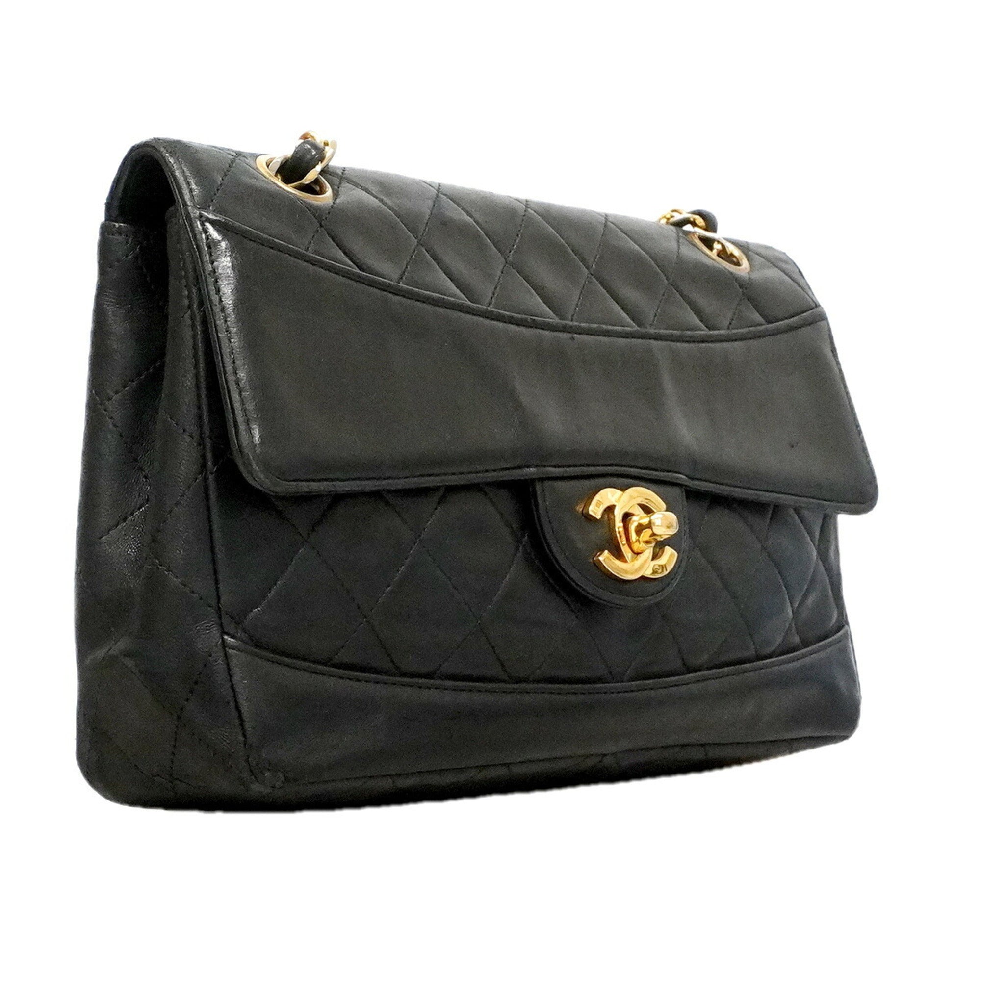 Chanel Black Leather Shoulder Bag (Pre-Owned)