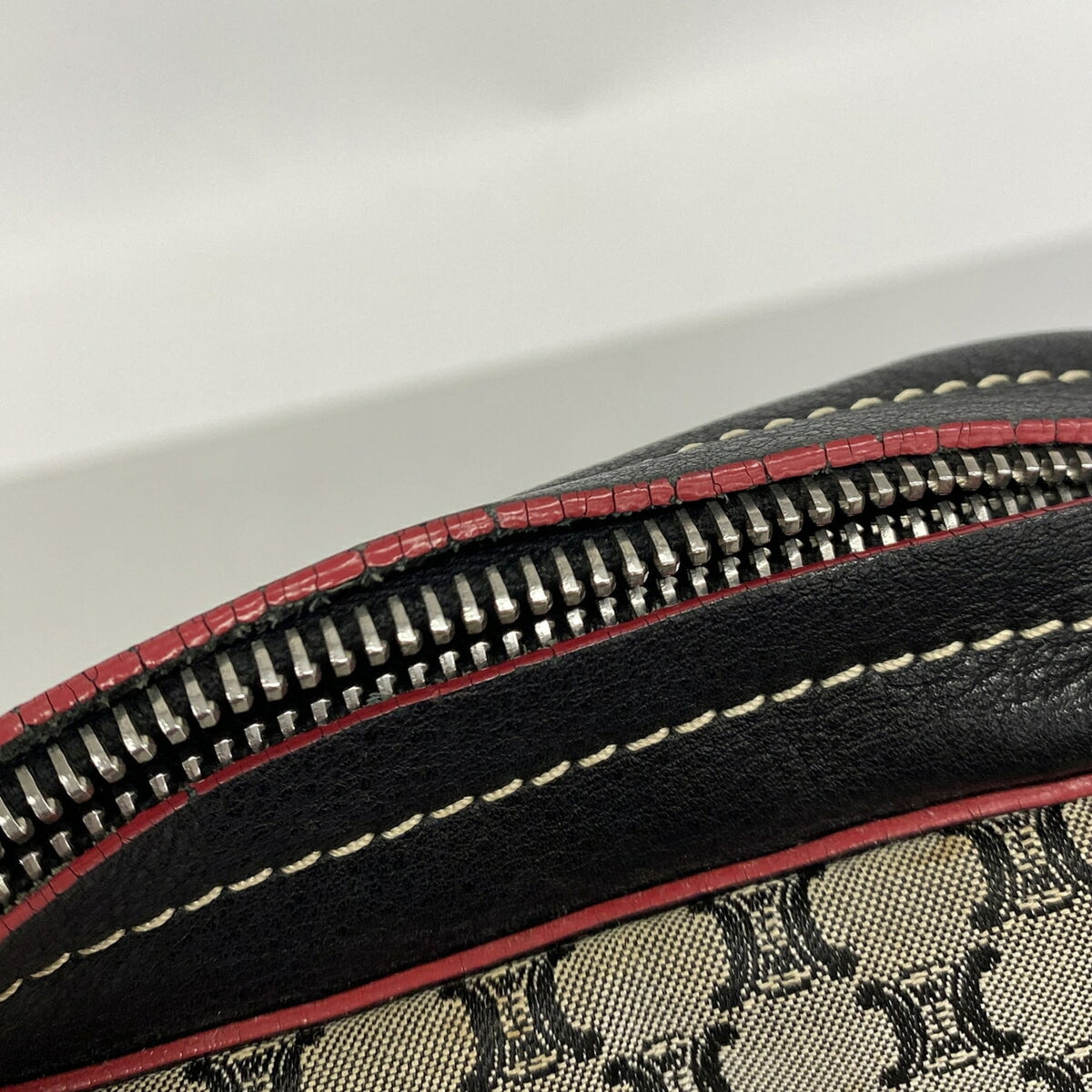 Celine Black Red Color Nylon Canvas Shoulder Bag (Pre-Owned)
