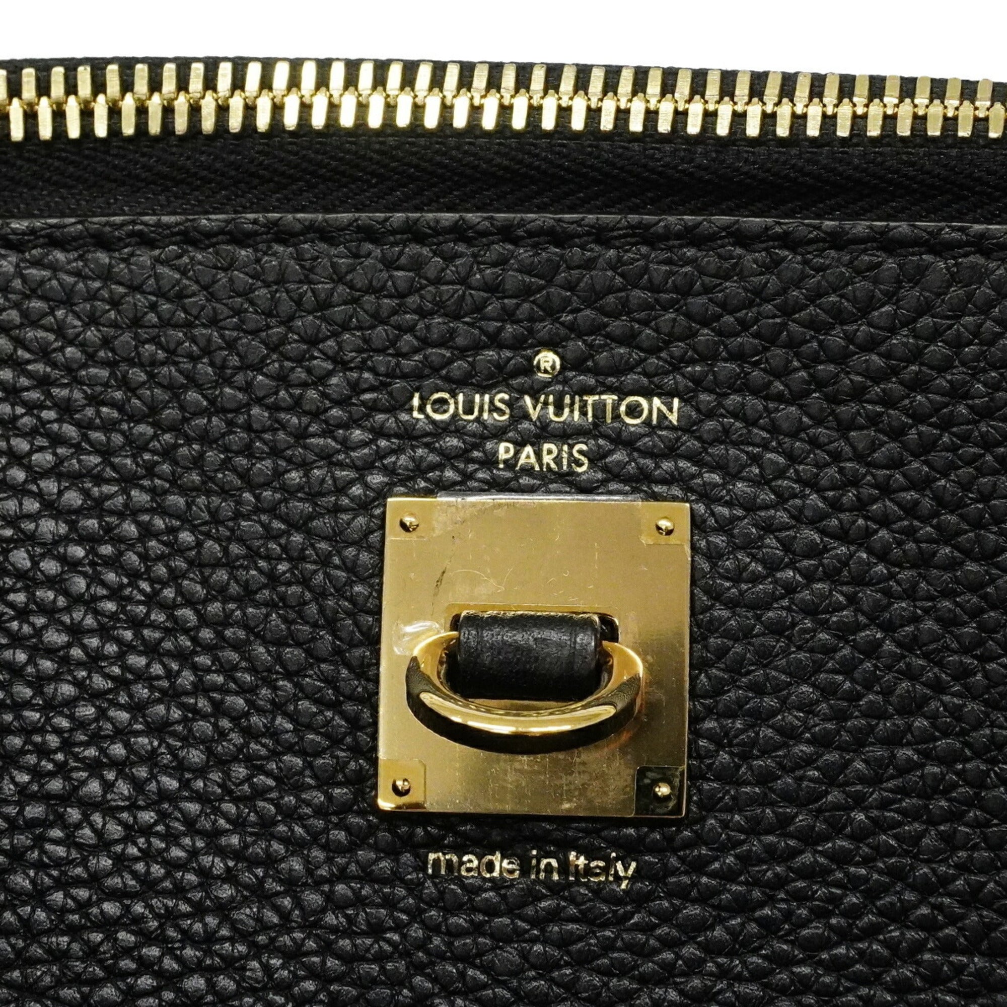Louis Vuitton Noir Handbag (Pre-Owned)