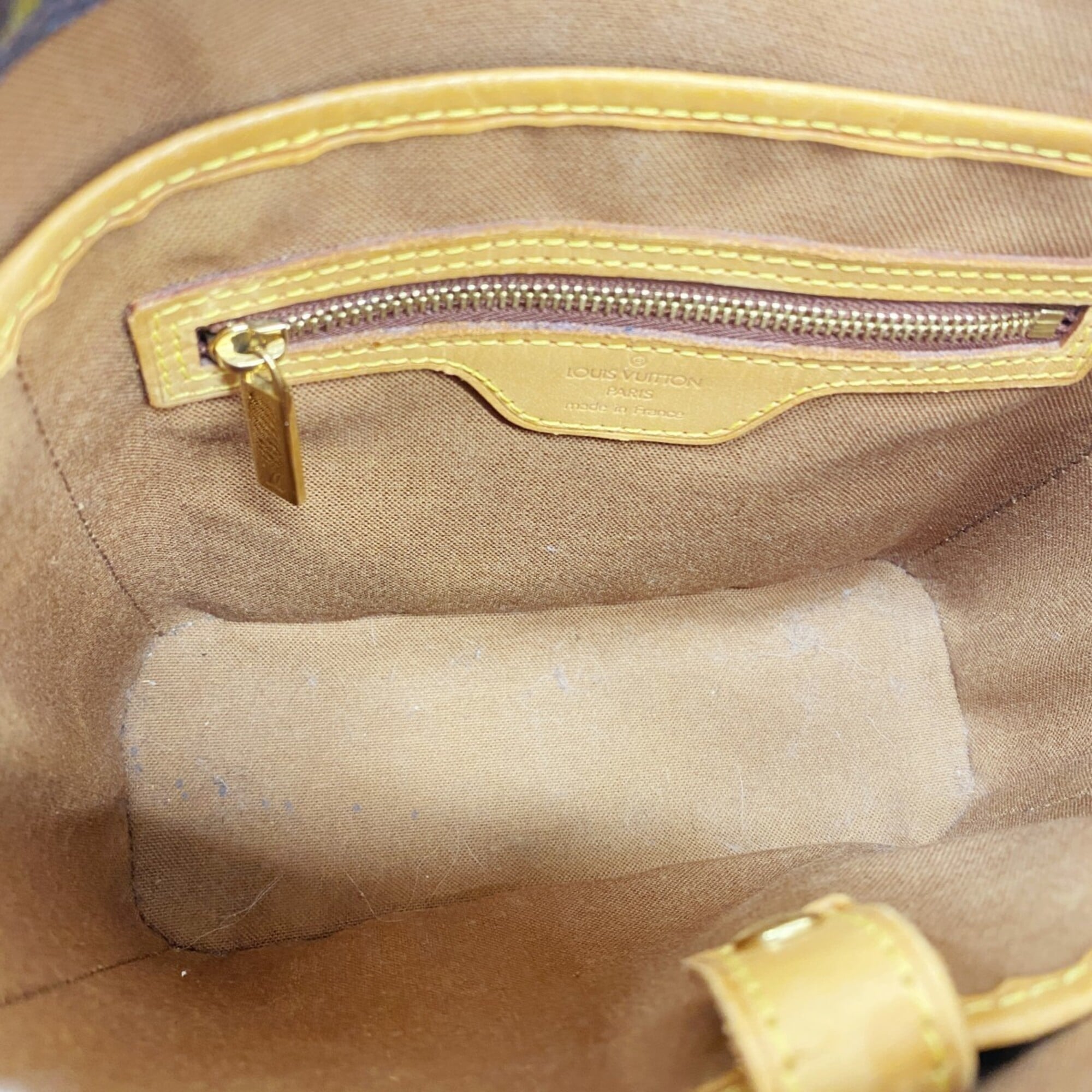 Louis Vuitton Brown Handbag (Pre-Owned)