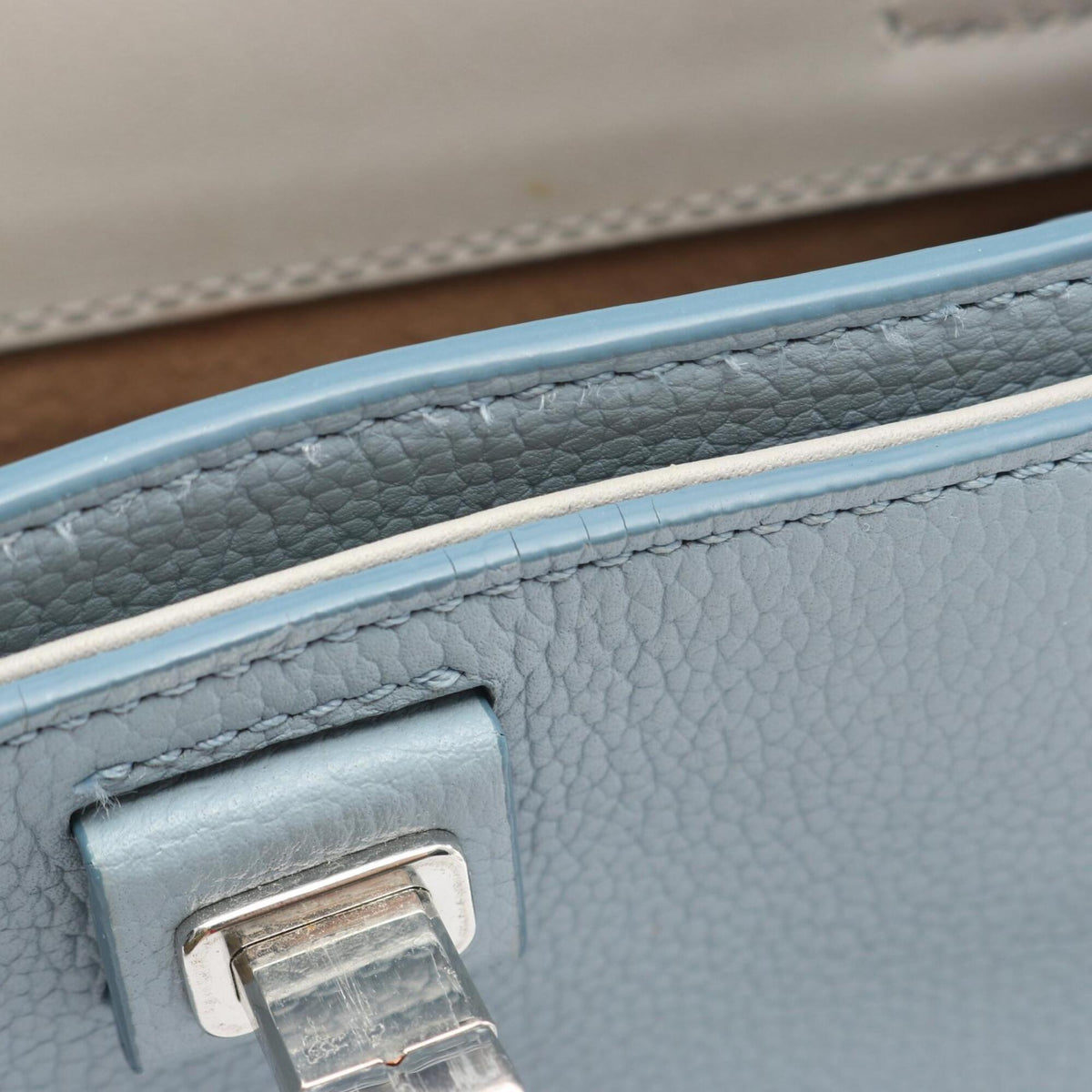 Mcm Blue Leather Handbag (Pre-Owned)