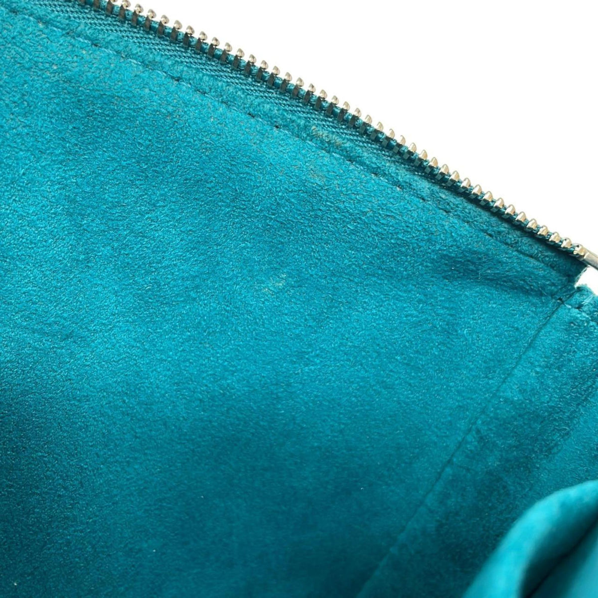 Louis Vuitton Cyan Leather Pochette Pouch (Pre-Owned)
