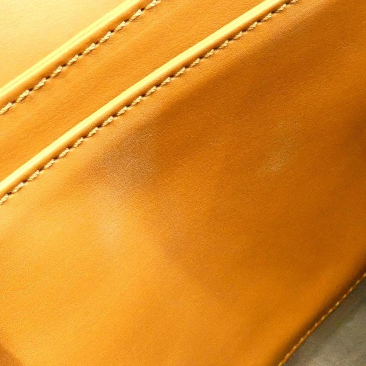 Loewe Brown Leather Shoulder Bag (Pre-Owned)