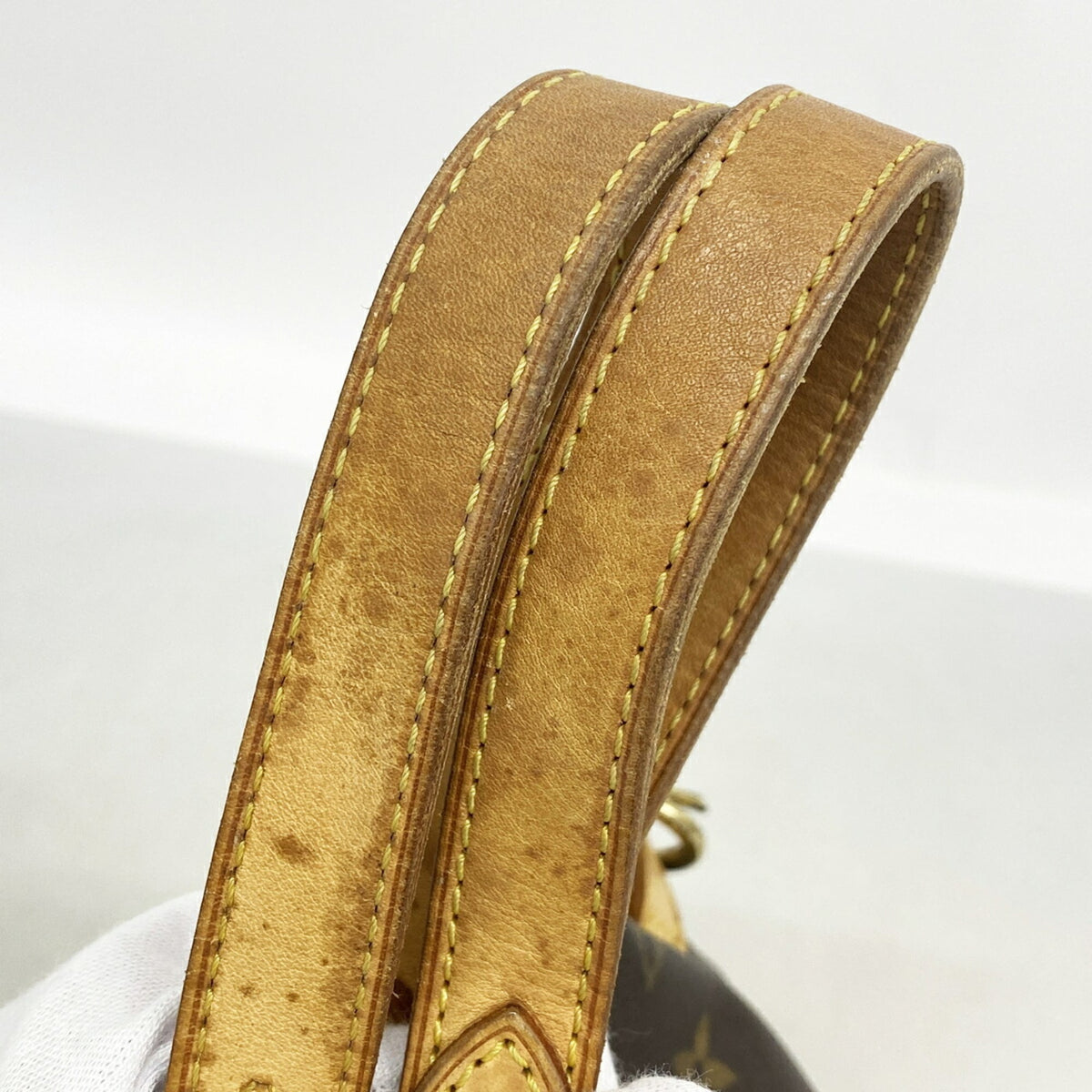 Louis Vuitton Brown Handbag (Pre-Owned)