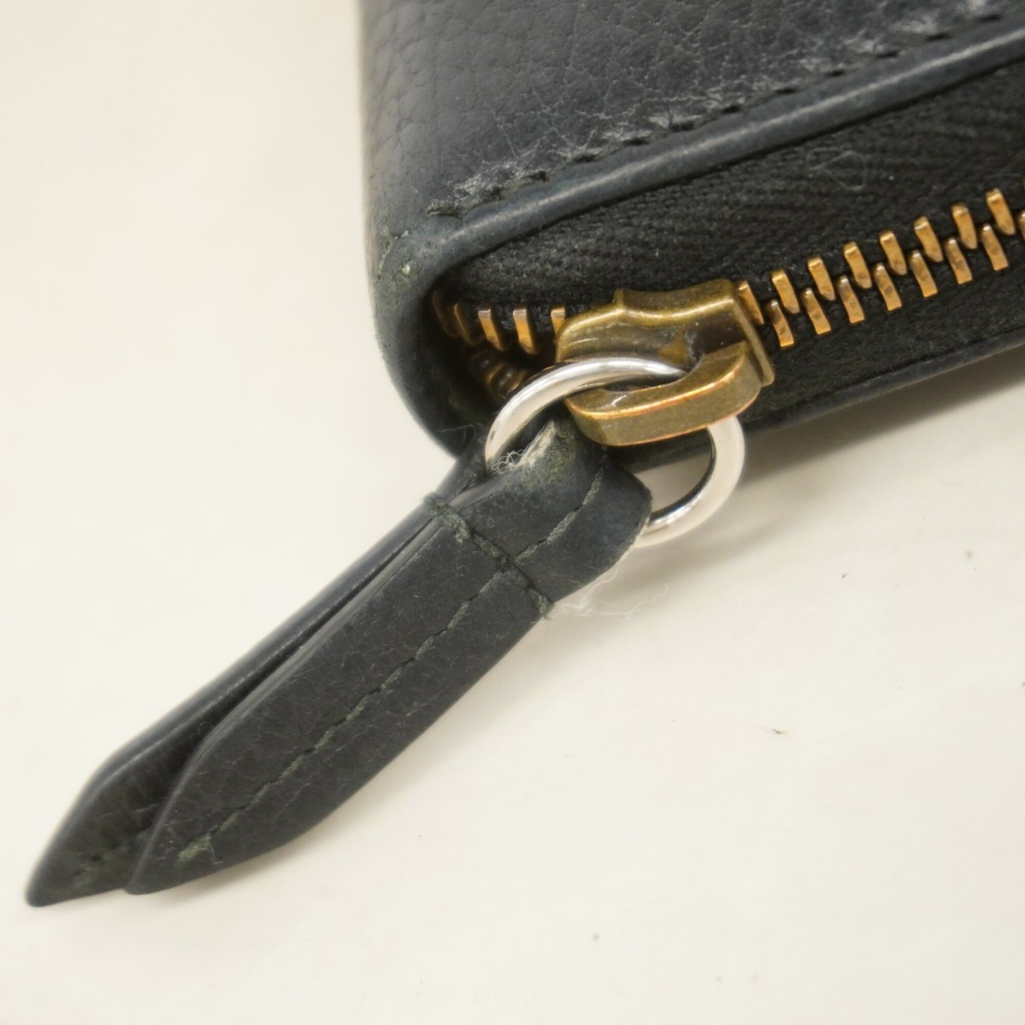 Gucci Black Leather Long Wallet (Bi-Fold) (Pre-Owned)