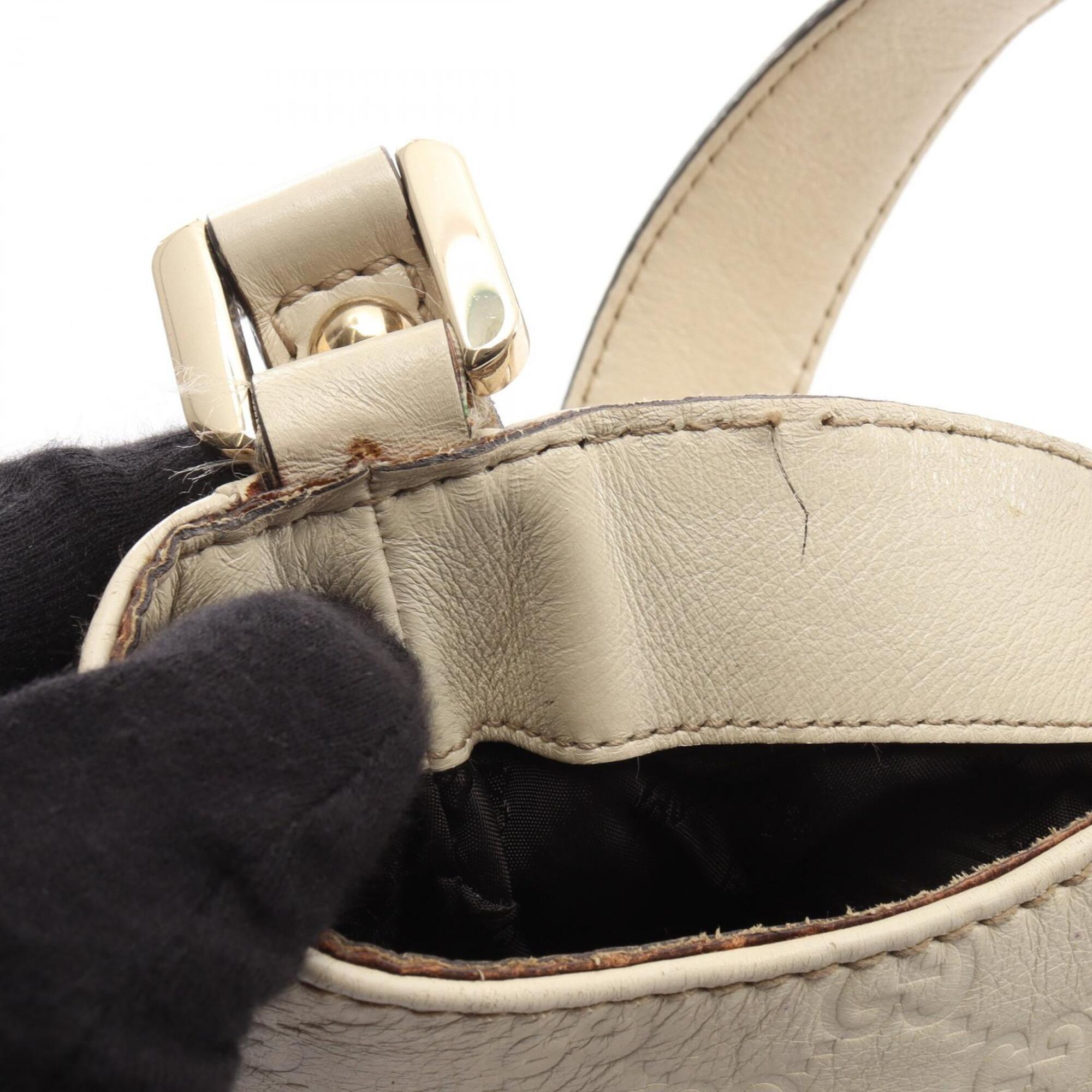 Gucci Ivory Leather Handbag Shoulder Bag (Pre-Owned)