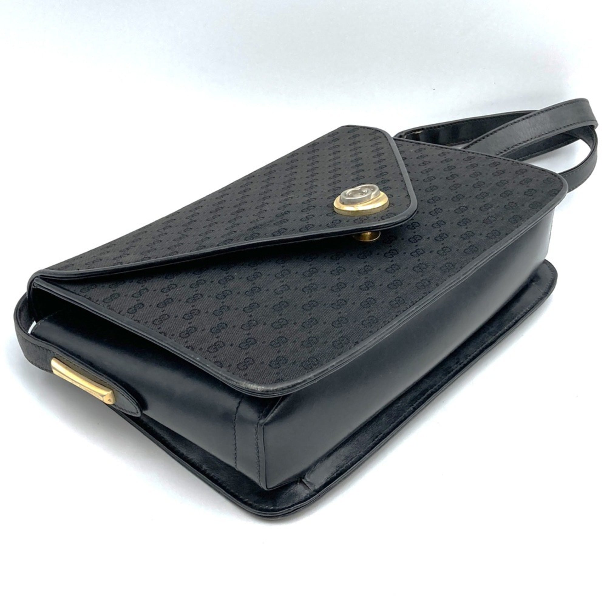 Gucci Black Micro Gg Leather Shoulder Bag (Pre-Owned)