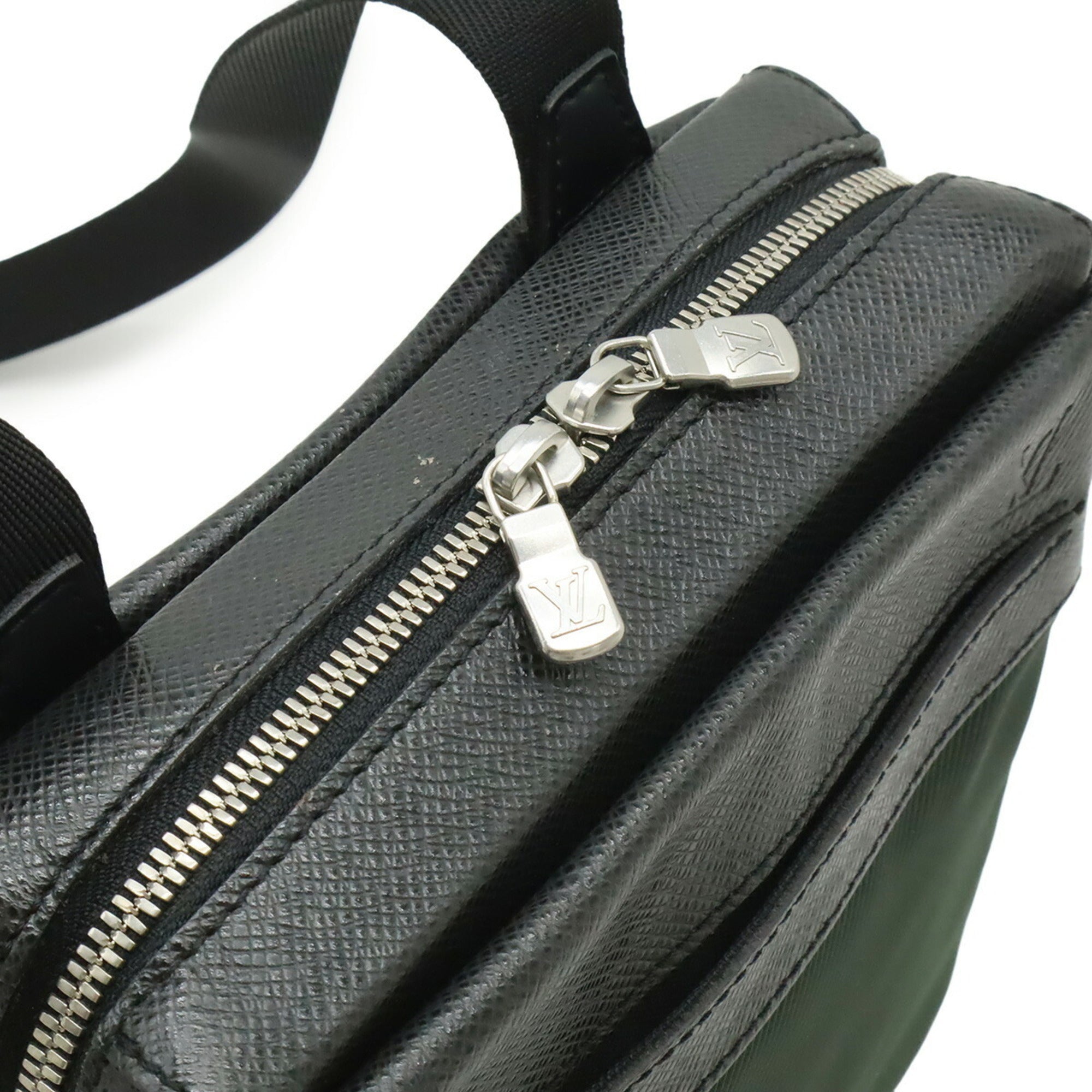 Louis Vuitton Ardoise Black Leather Shoulder Bag (Pre-Owned)