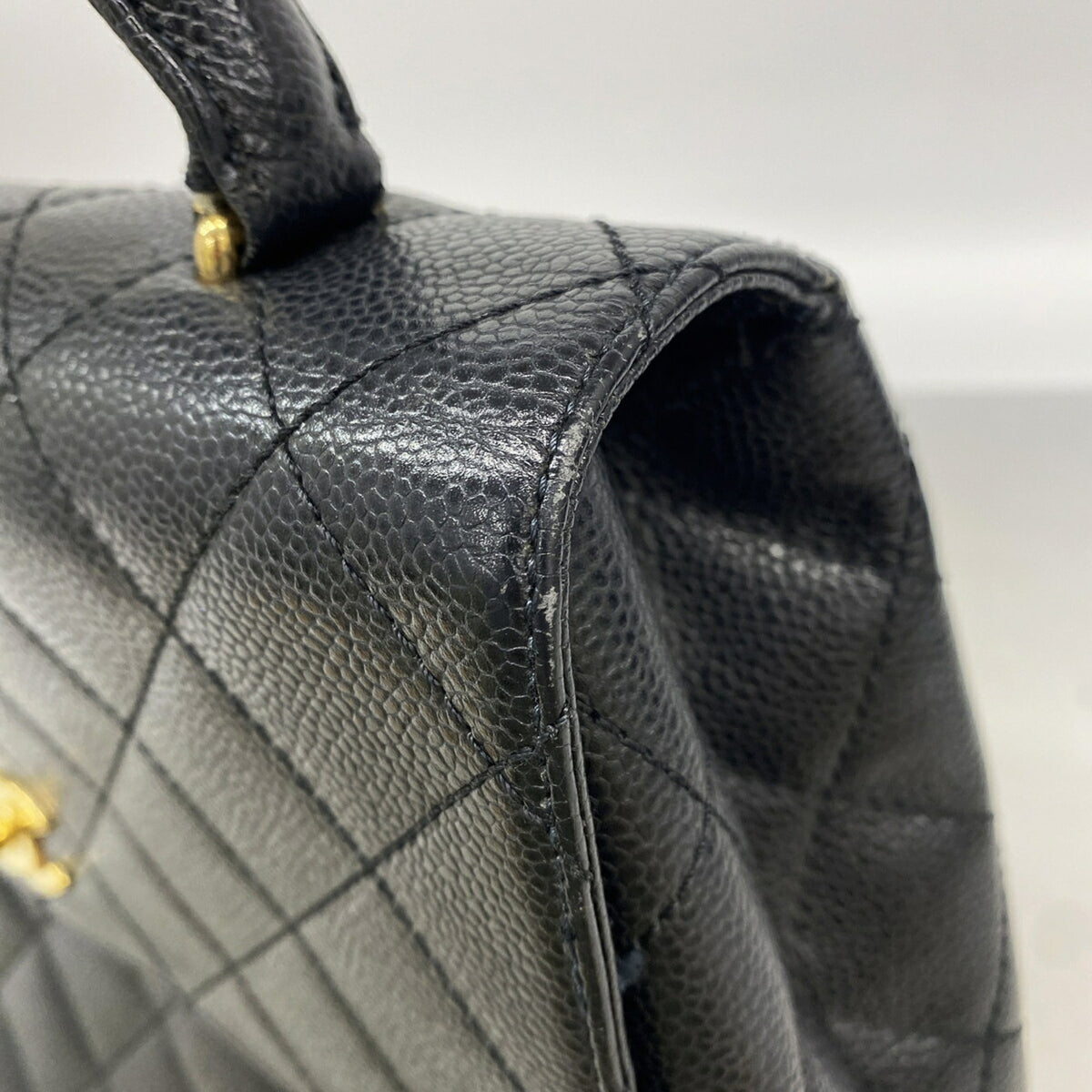 Chanel Black Grained Calfskin Handbag (Pre-Owned)