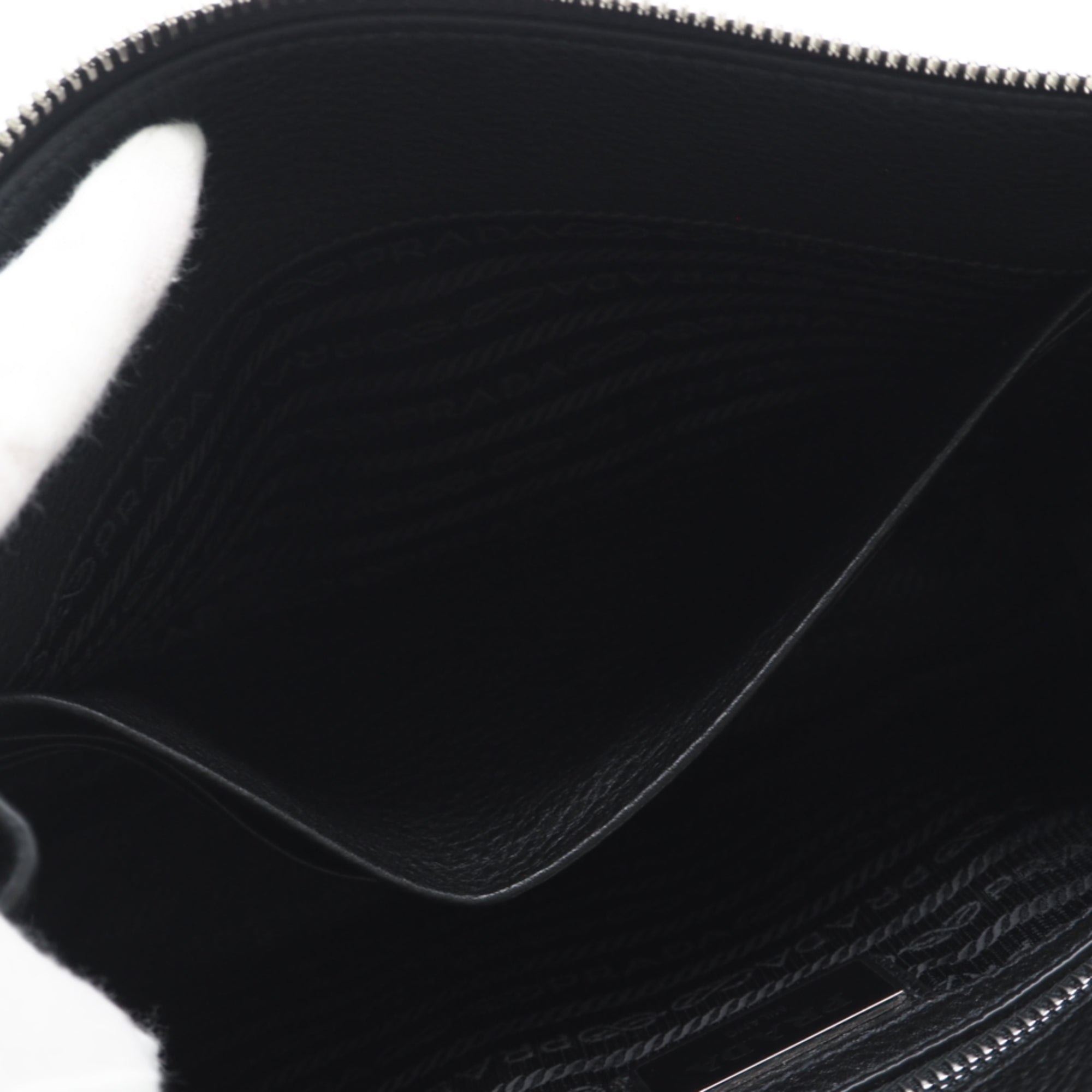 Prada Black Leather Clutch Bag (Pre-Owned)