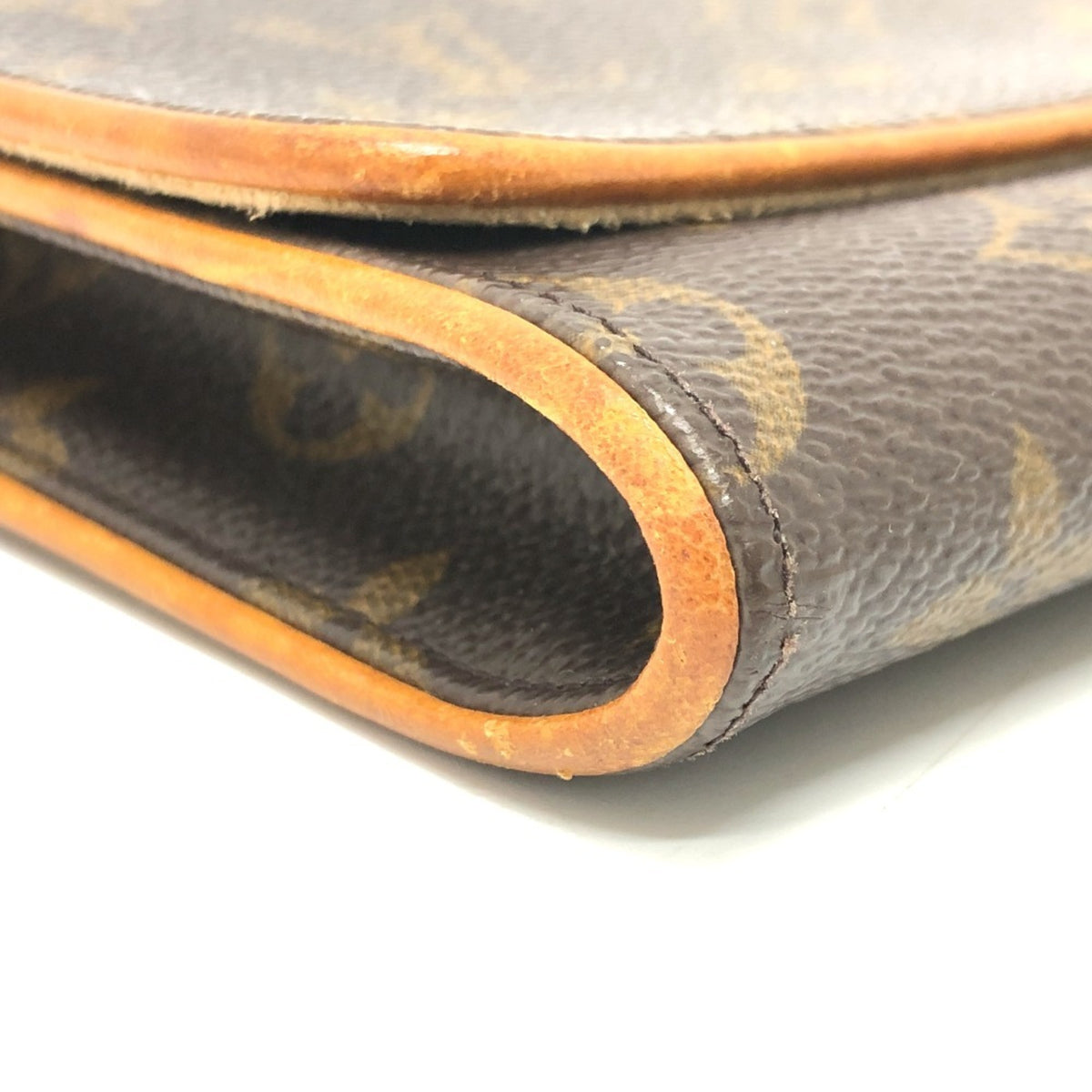 Louis Vuitton Monogram Brown Monogram Pochette Shoulder Bag (Pre-Owned)