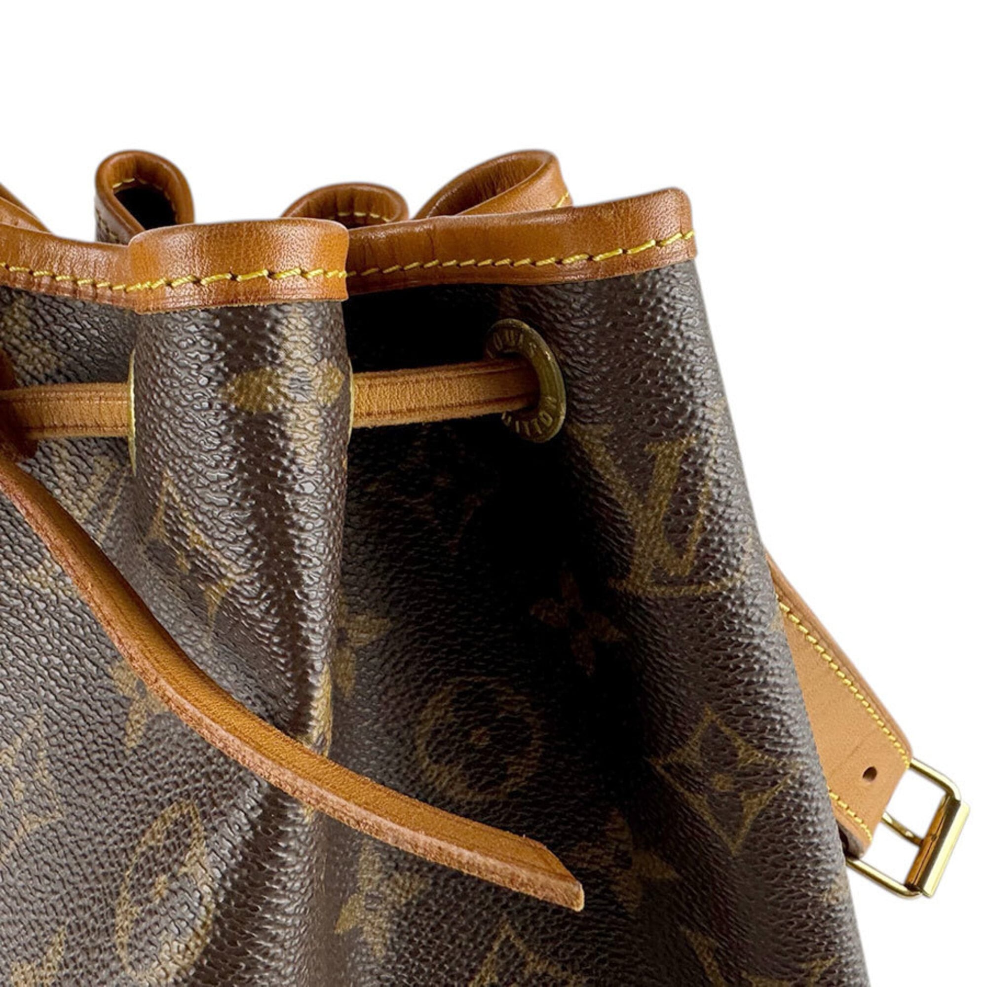 Louis Vuitton Brown Monogram Monogram Shoulder Bag (Pre-Owned)
