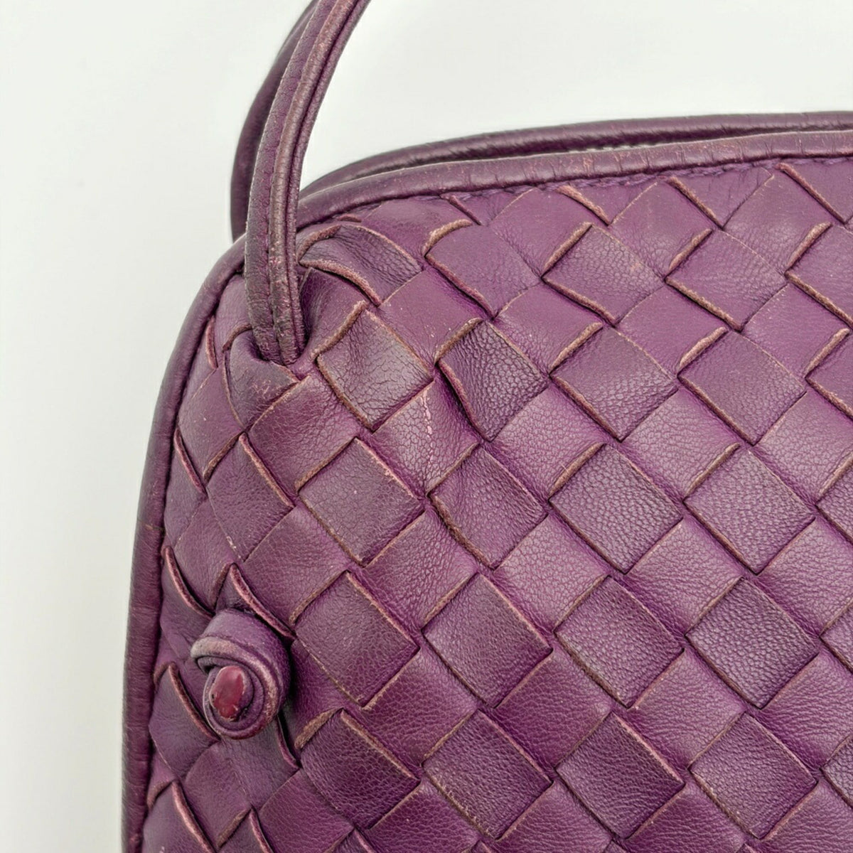 Bottega Veneta Purple Leather Pochette Shoulder Bag (Pre-Owned)