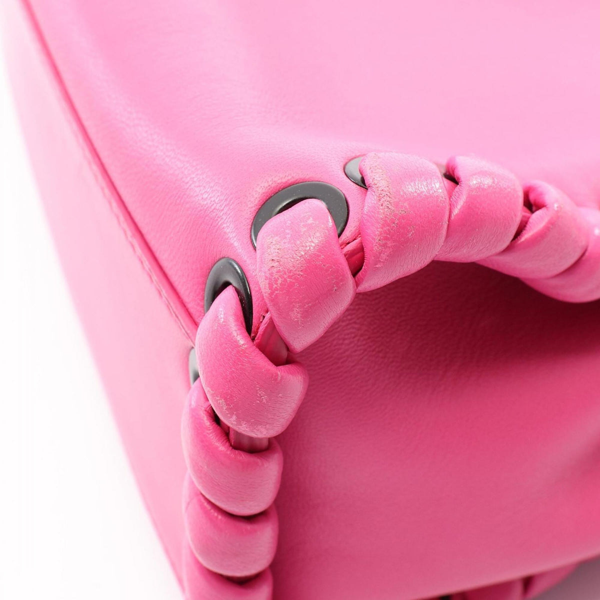 Fendi Pink Leather Handbag (Pre-Owned)