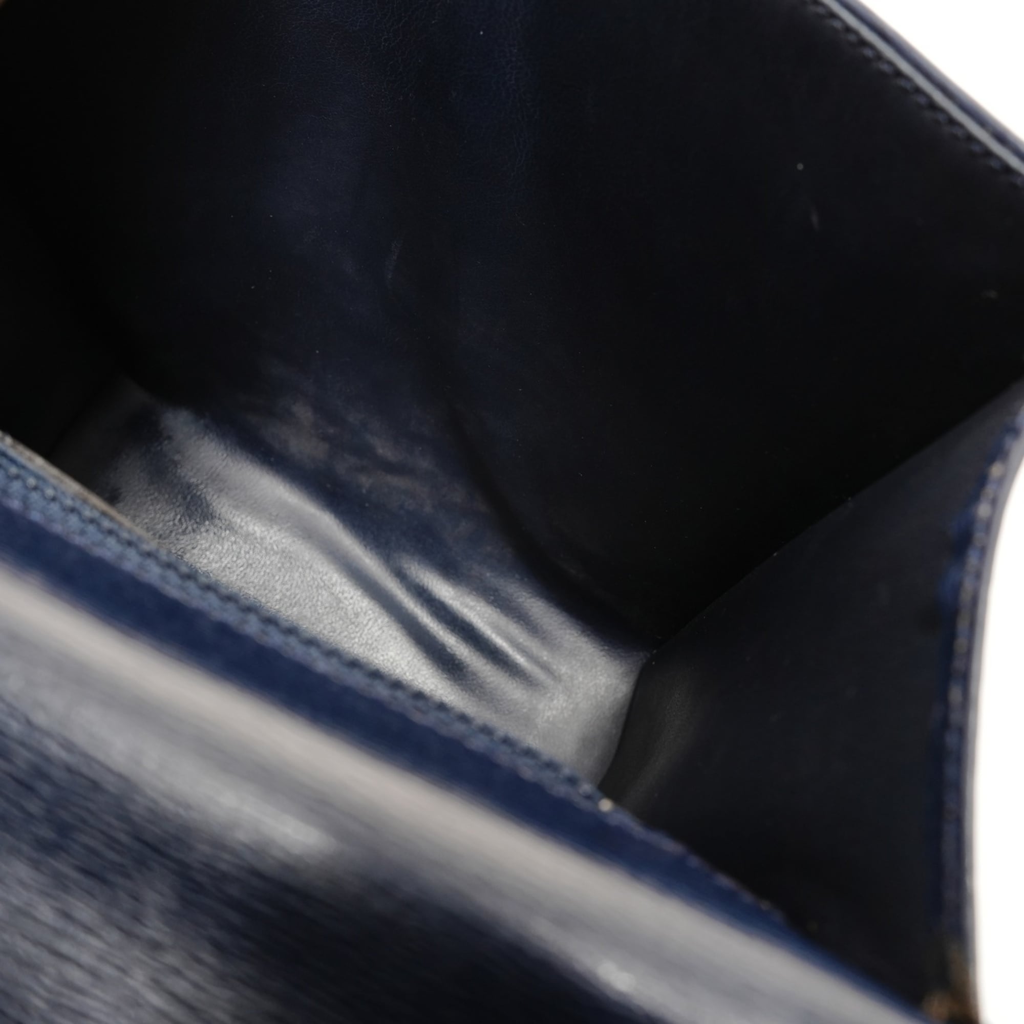 Christian Dior Navy Leather Handbag (Pre-Owned)