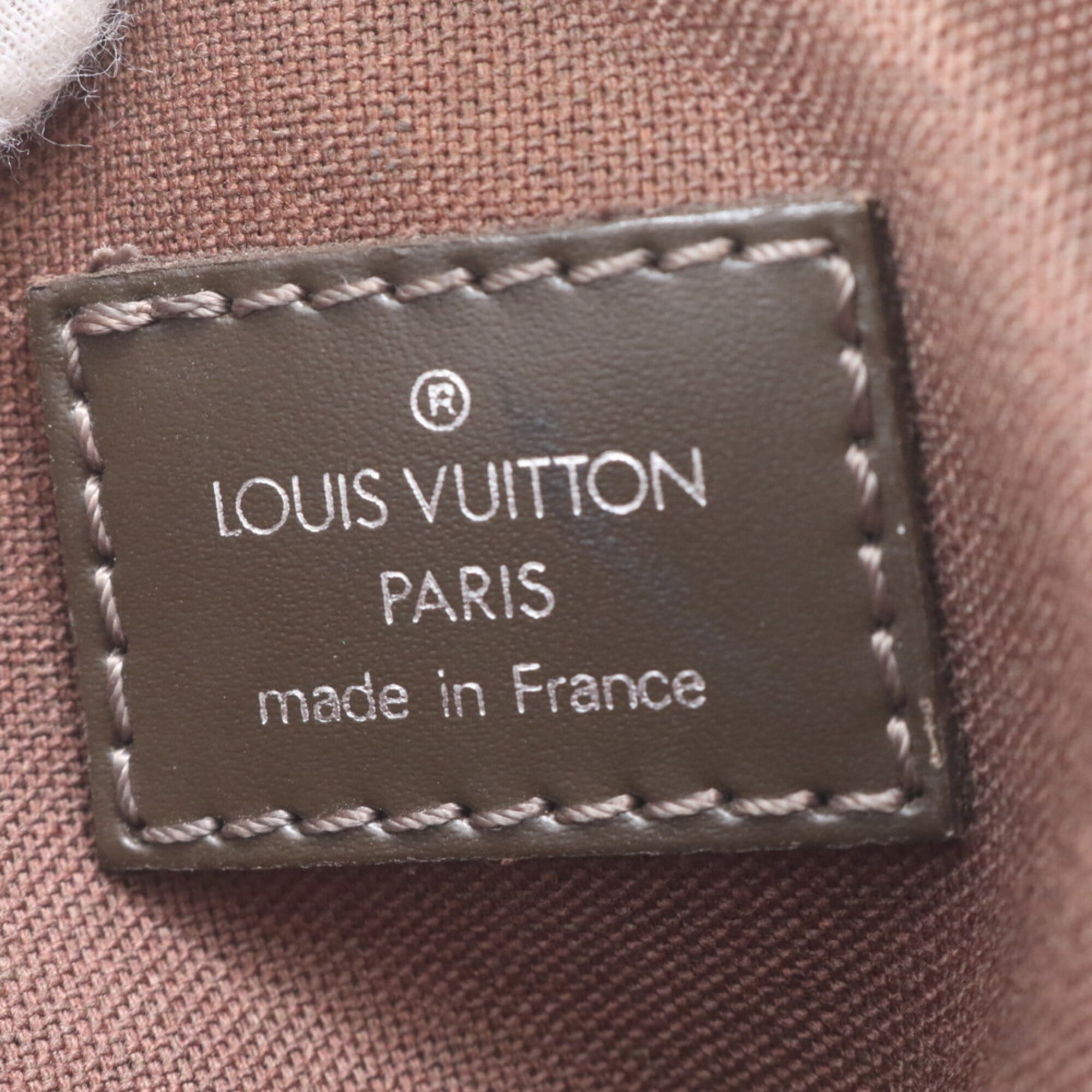 Louis Vuitton Grizzly Leather Nylon Messenger Bag Shoulder Bag (Pre-Owned)
