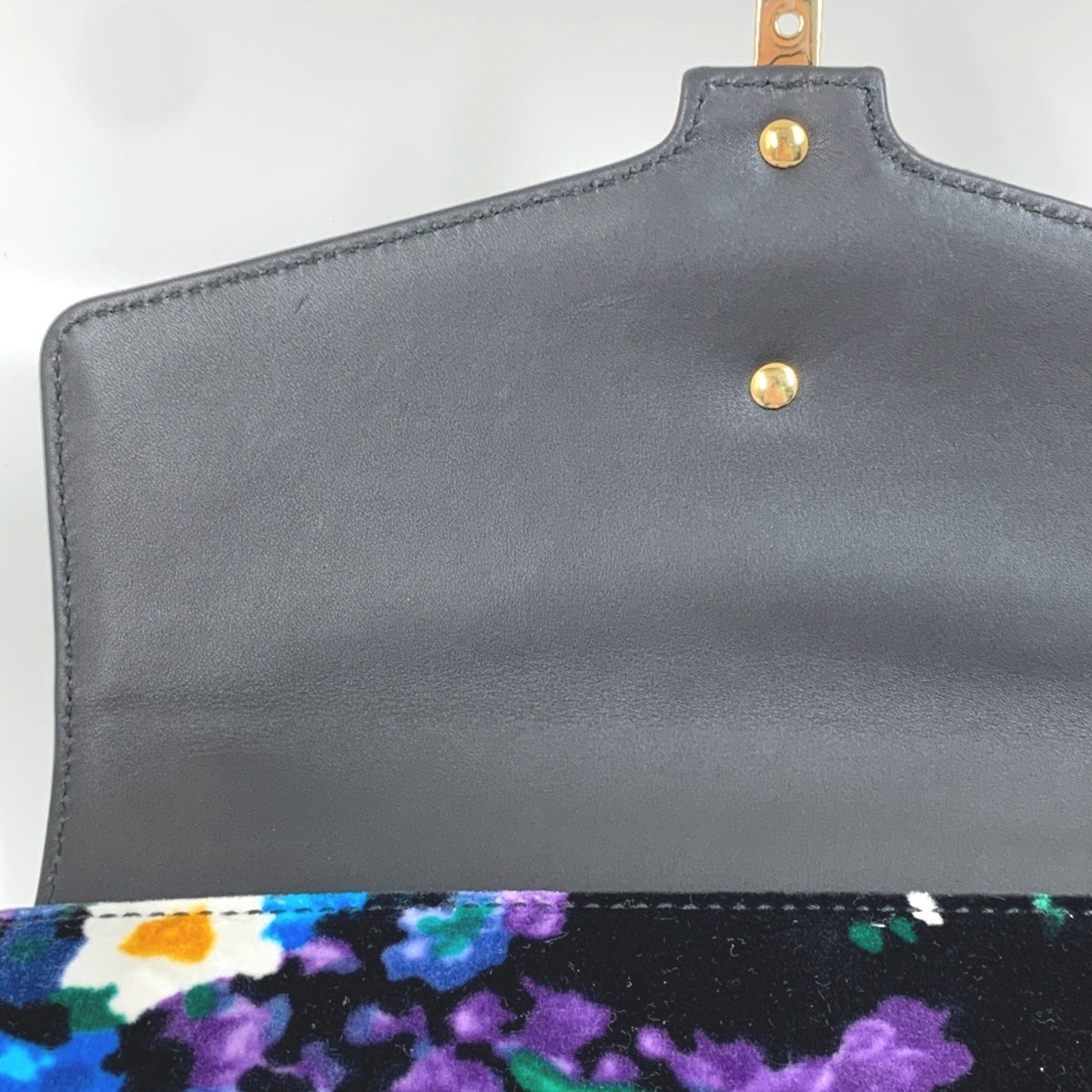 Gucci Other Leather Shoulder Bag (Pre-Owned)