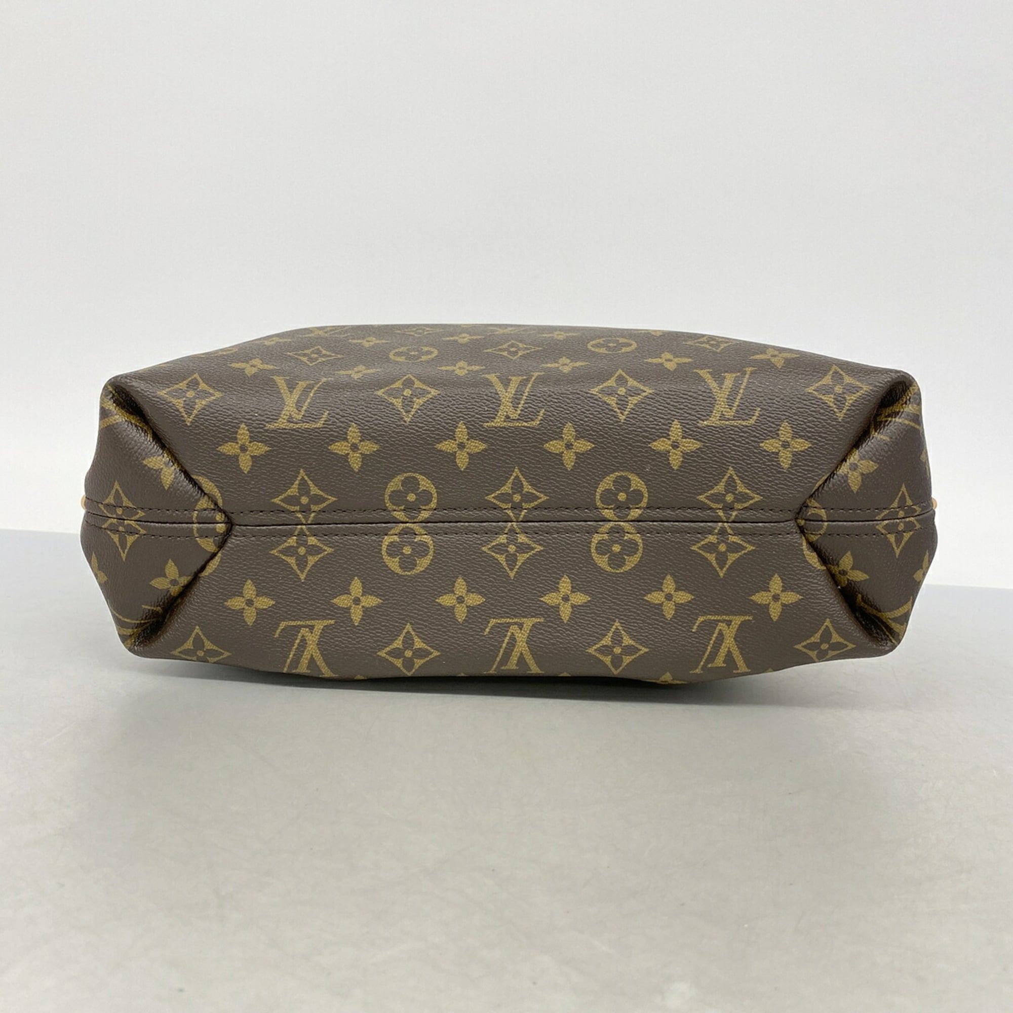 Louis Vuitton Brown Shoulder Bag (Pre-Owned)