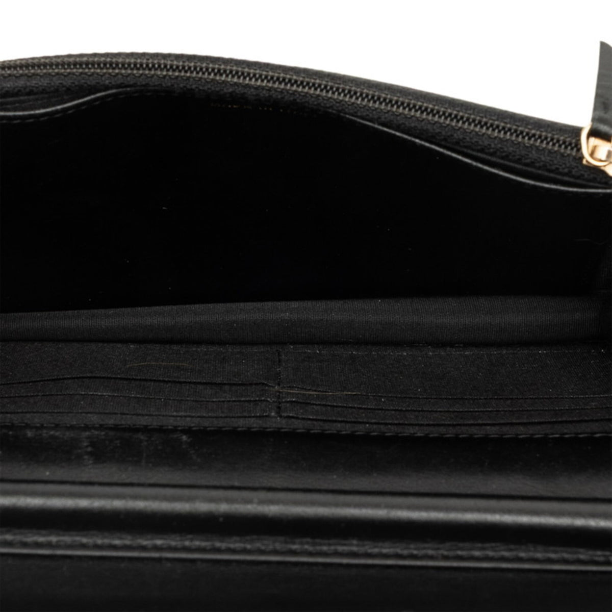 Chanel Black Grained Calfskin Shoulder Bag (Pre-Owned)