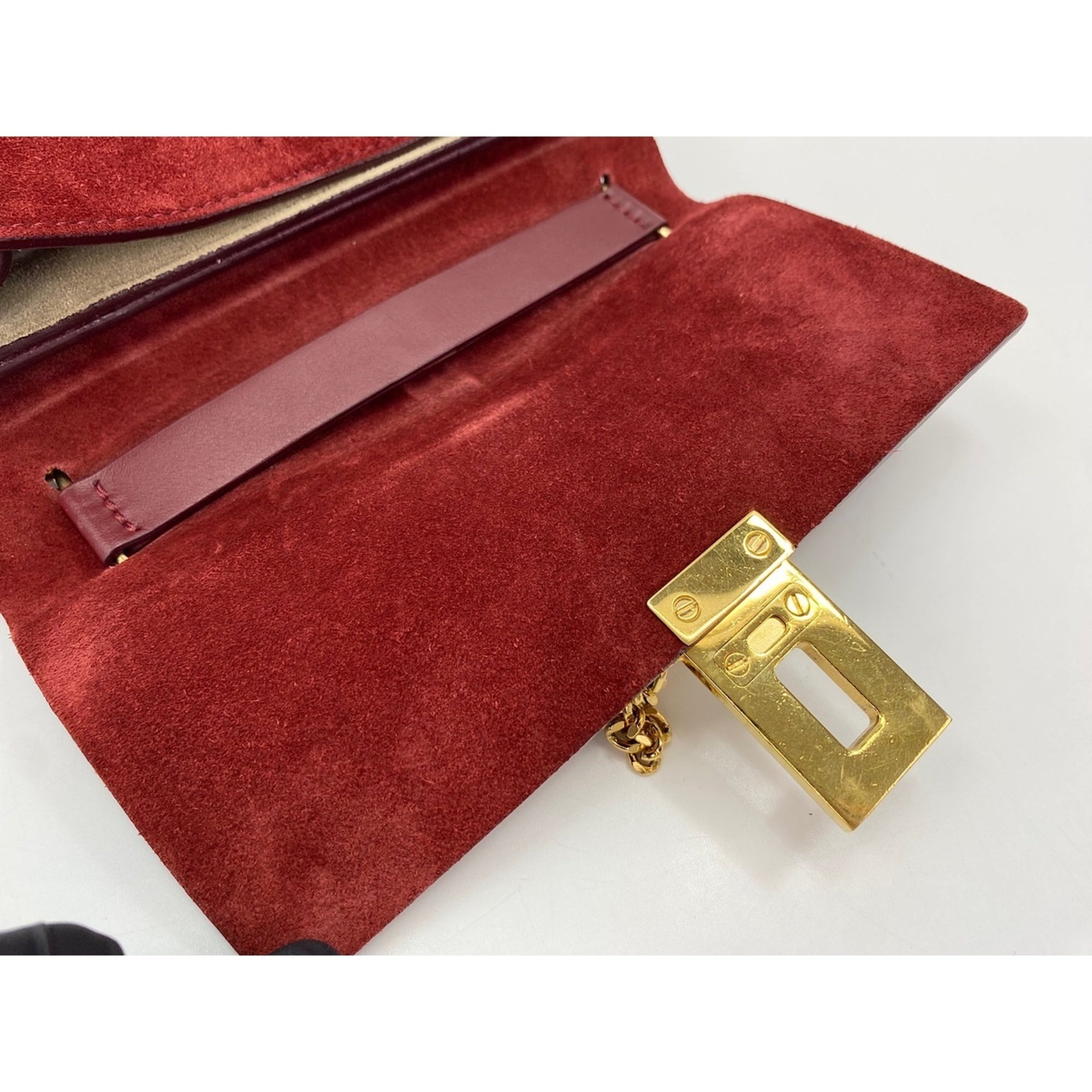 Chloé Red Color Shoulder Bag (Pre-Owned)