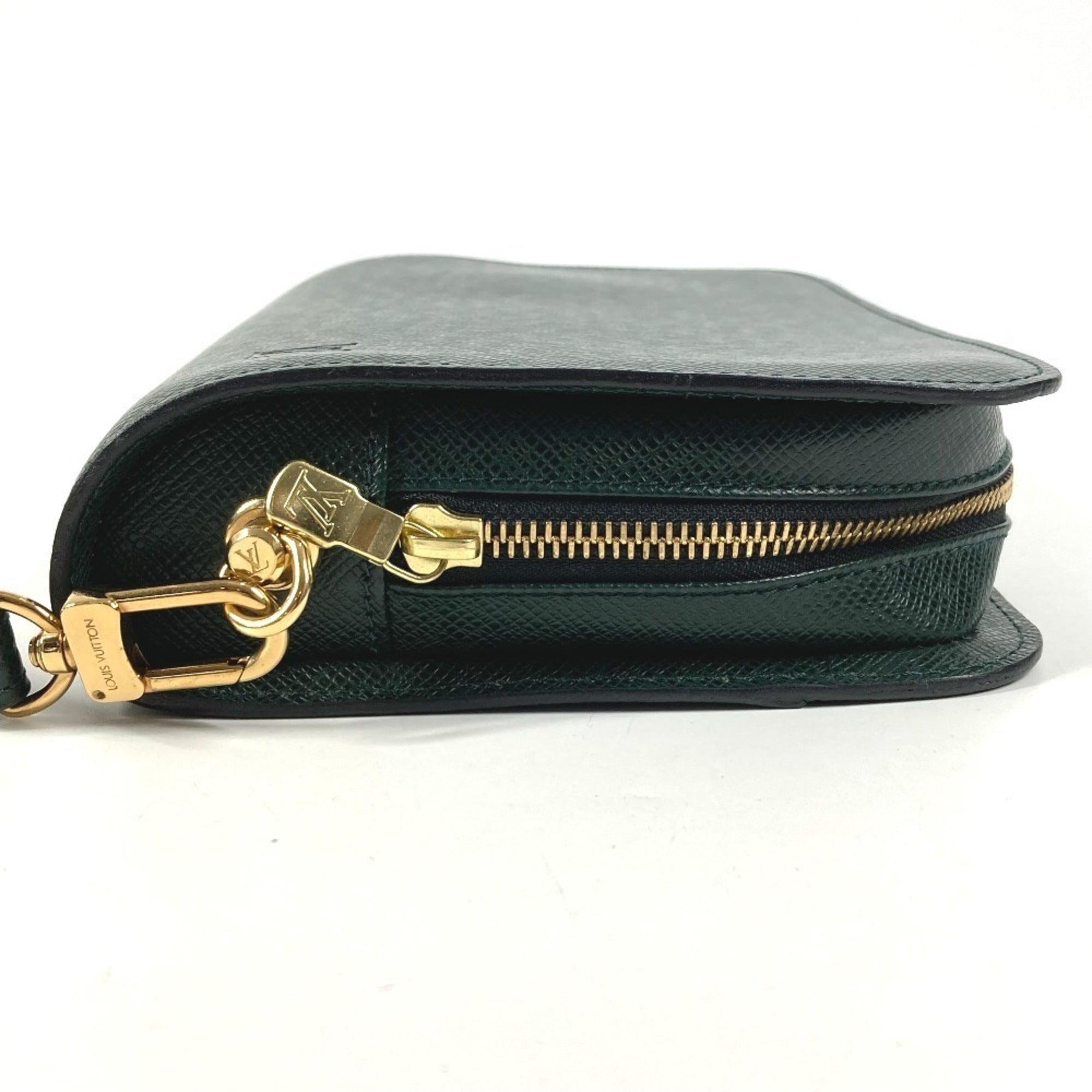 Louis Vuitton Episea Khaki Taiga Leather Leather Clutch Bag Handbag Pouch (Pre-Owned)