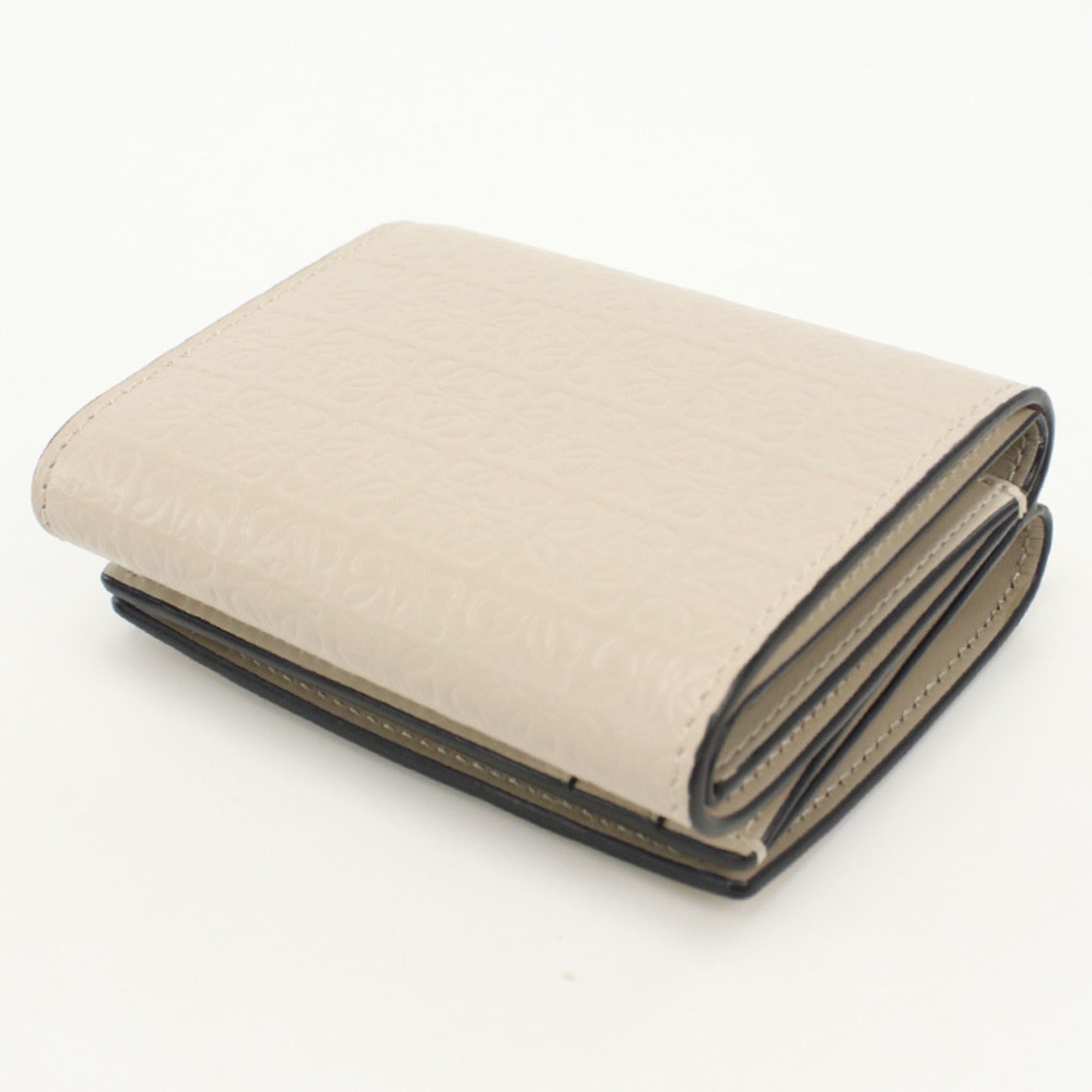 Loewe Beige Leather Wallet (Tri-Fold) (Pre-Owned)