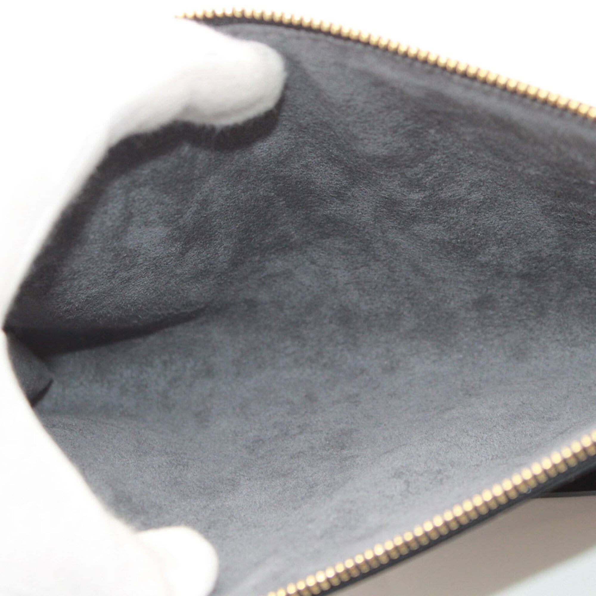 Louis Vuitton Black Noir Epi Leather Handbag Pochette Pouch (Pre-Owned)